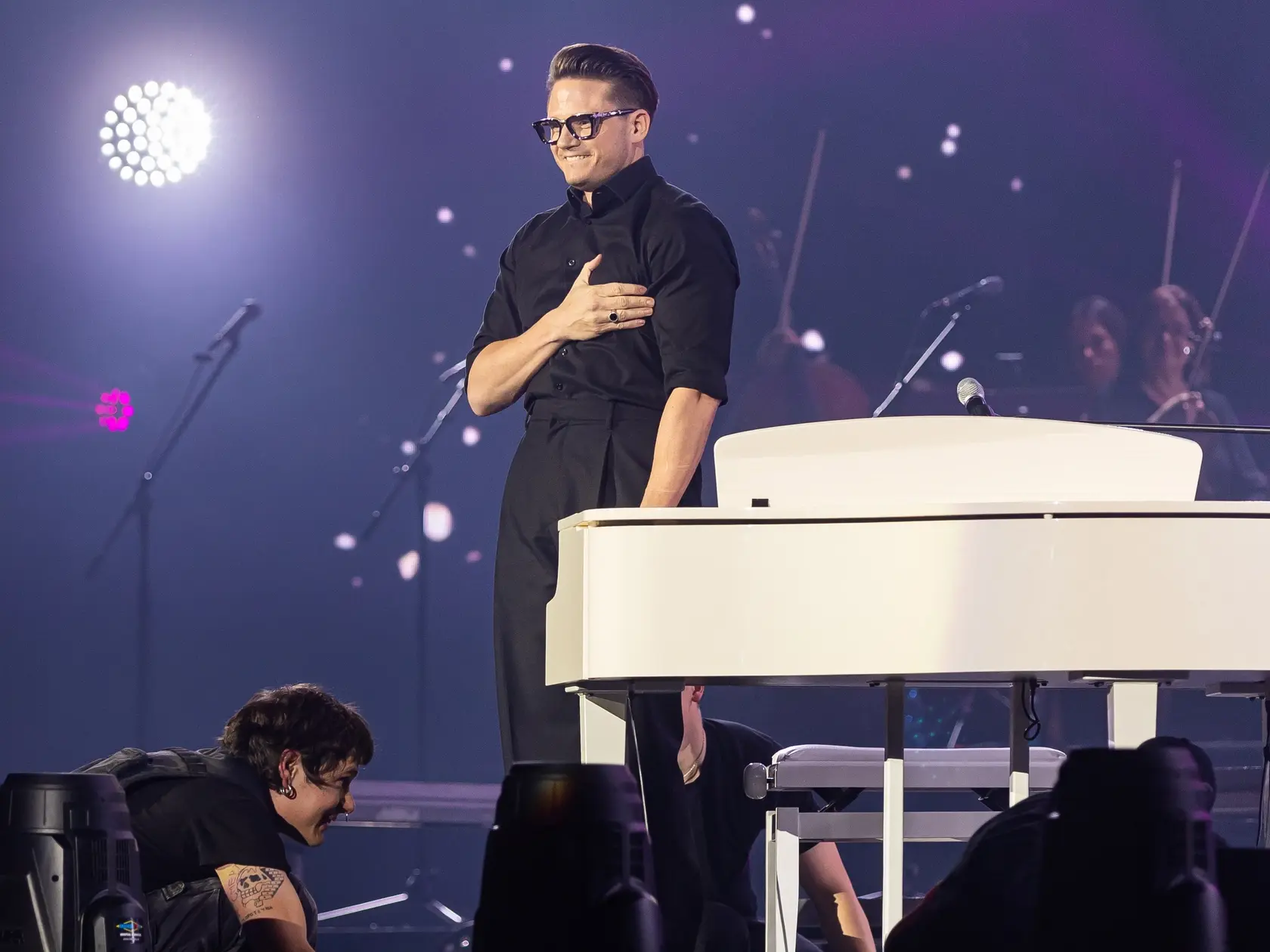 Koncert k príležitosti 75. narodenín speváka Karola Duchoňa pod názvom “Karol Duchoň 75” v Bratislave. Na snímke Ondřej Brzobohatý.