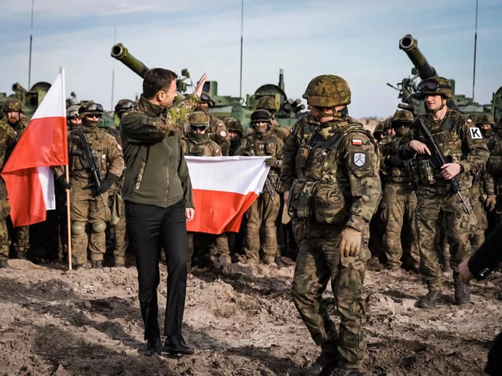Premiér Eduard Heger: Poľský výcvikový priestor Deba. Medzinárodné cvičenenie krajín V4 – PUMA 22.
