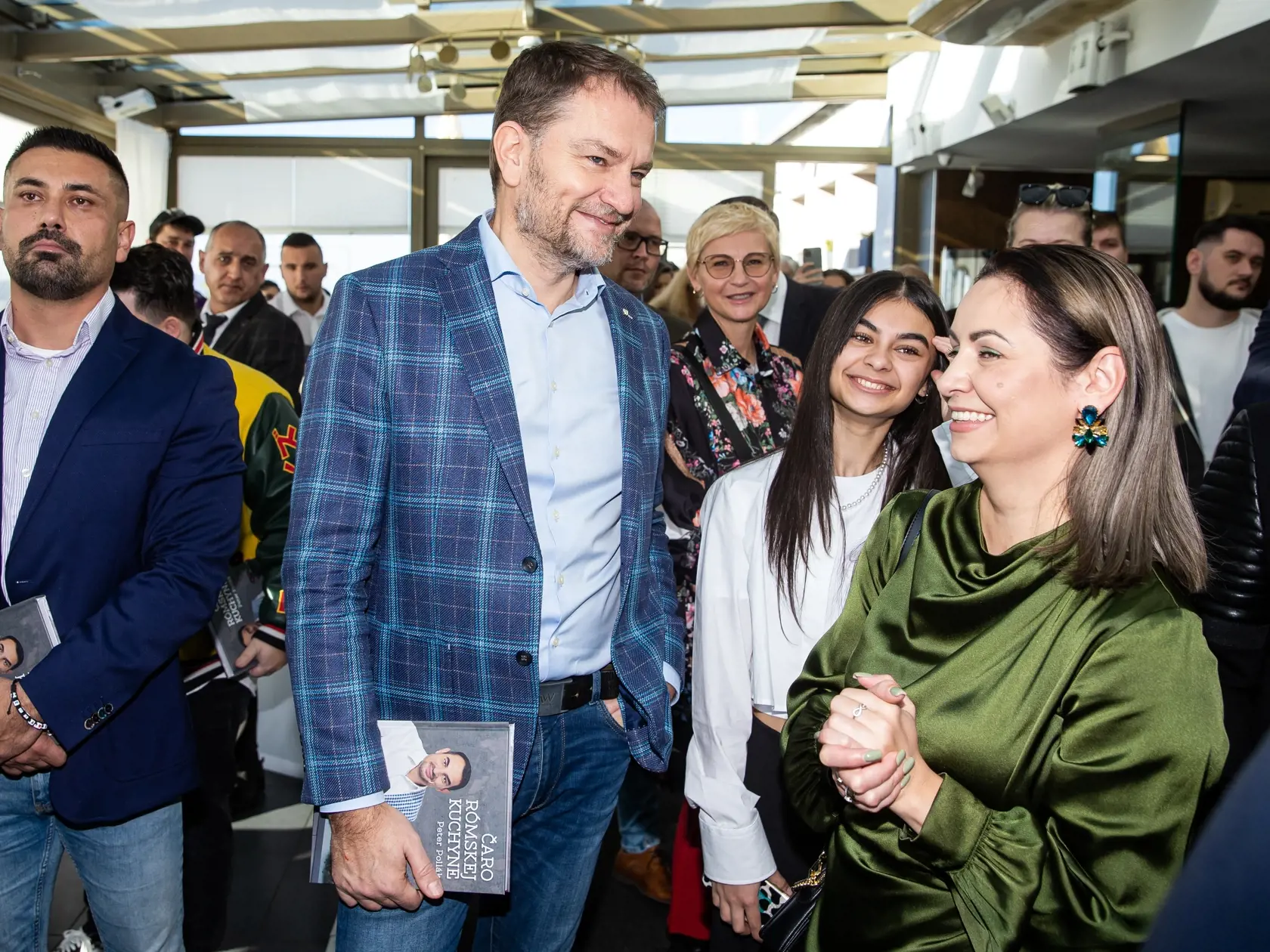 Krst kuchárskej knihy "Čaro rómskej kuchyne" v Bratislave. Na snímke Igor Matovič.