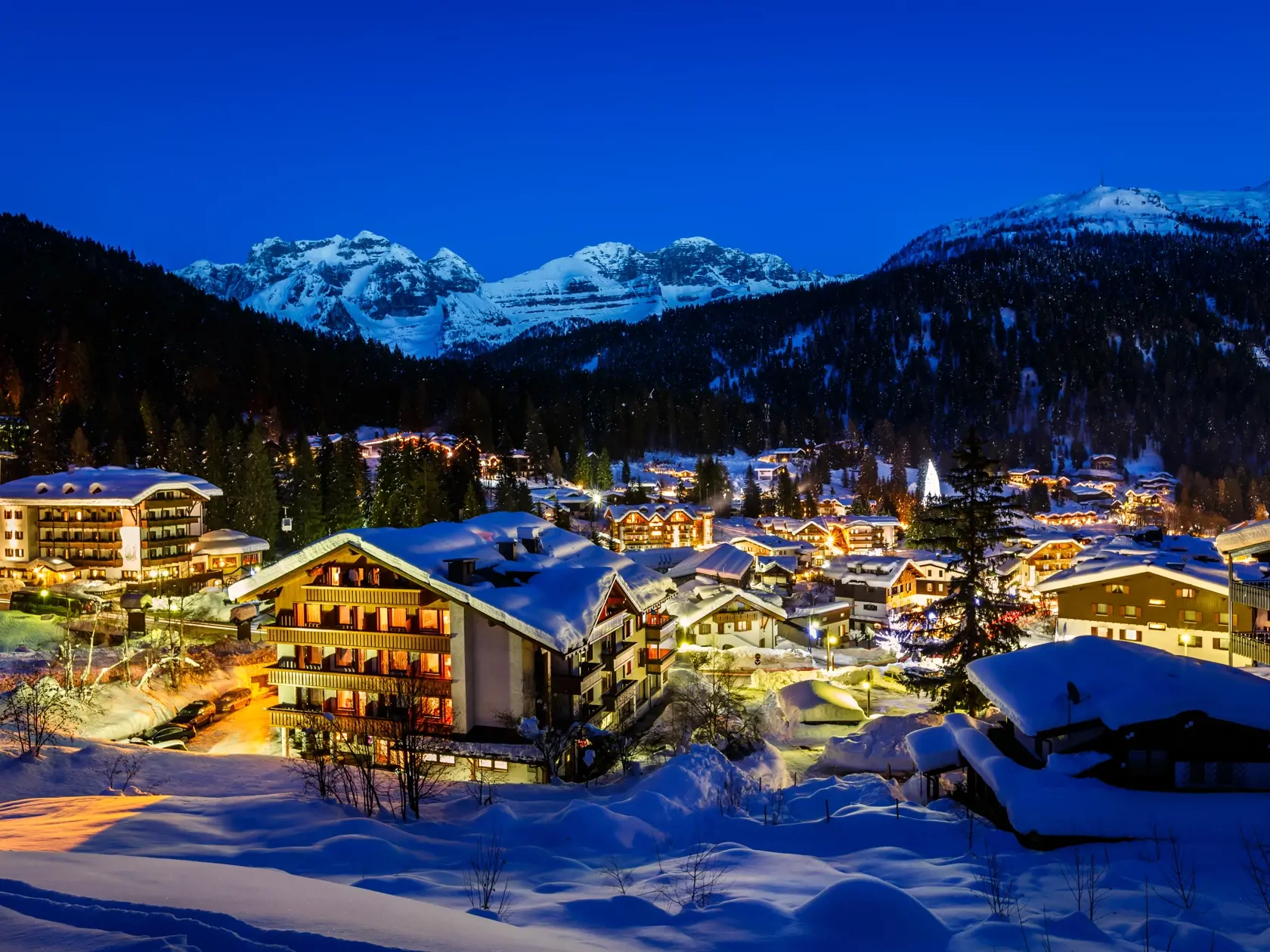 Illuminated,Ski,Resort,Of,Madonna,Di,Campiglio,In,The,Morning,
