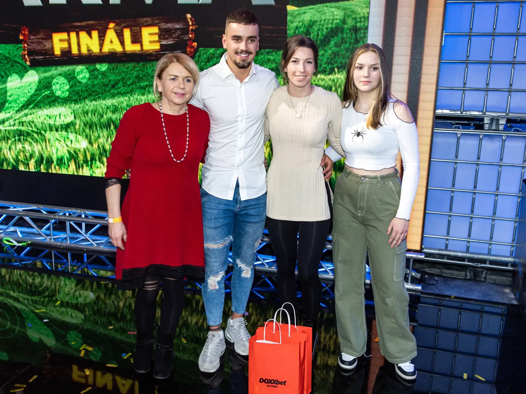 Finále reality šou "FARMA 14" v Bratislave.