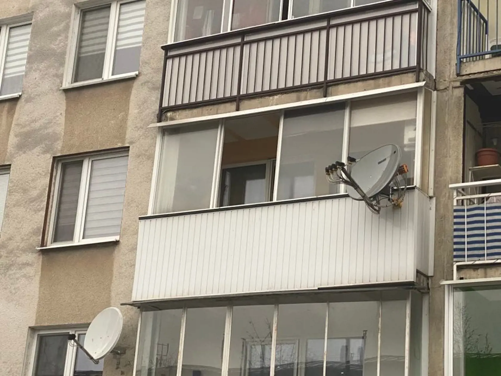 Byt, kde našli štyroch mŕtvych. Manželov a ich dve deti.