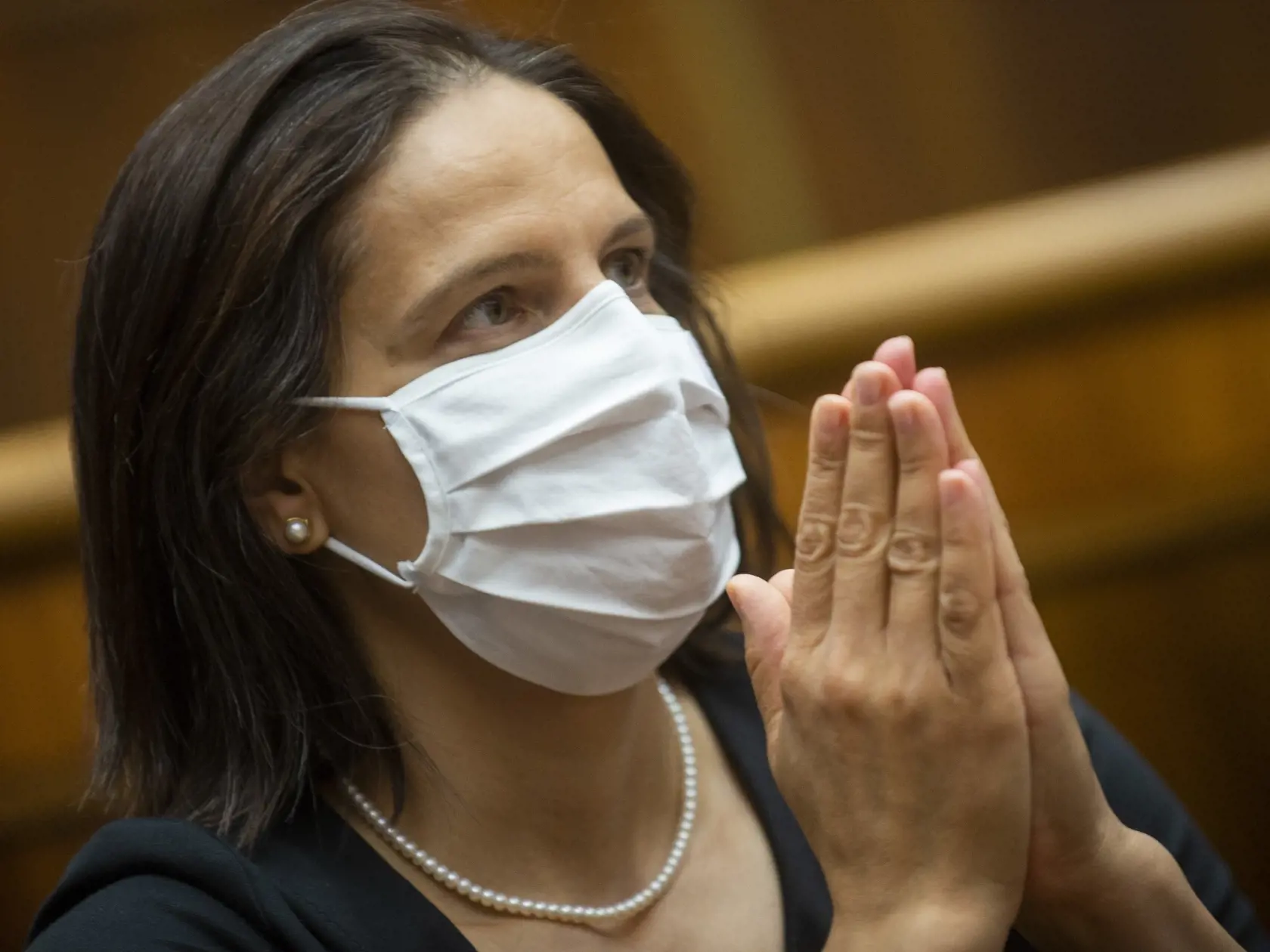 Na snímke je ministerka spravodlivosti SR Mária Kolíková (Za ľudí) počas mimoriadnej  schôdze parlamentu.