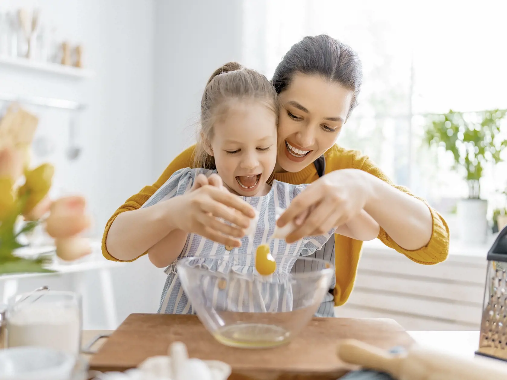 Happy,Loving,Family,Are,Preparing,Bakery,Together.,Mother,And,Child