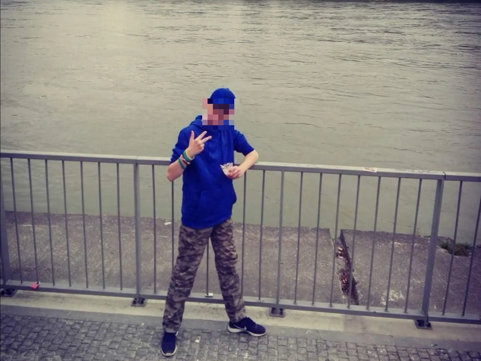 Lukáš (18) šoféroval auto smrti. Viezol v ňom brata a kamarátov na neďaleký rybník, kde mali v úmysle sa korčuľovať.