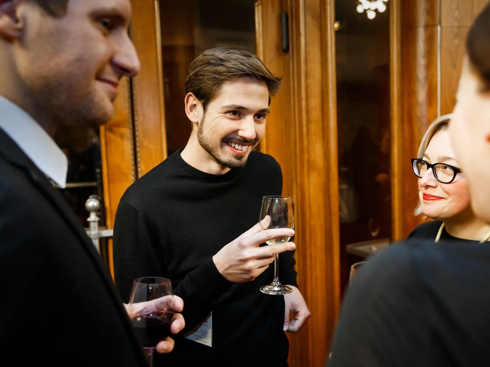 Odovzdávanie divadeľných ocenení "Dosky 2019" v budove Mestského divadla Pavla Országha Hviezdoslava v Bratislave. Na snímke Jonatán Pastirčák.