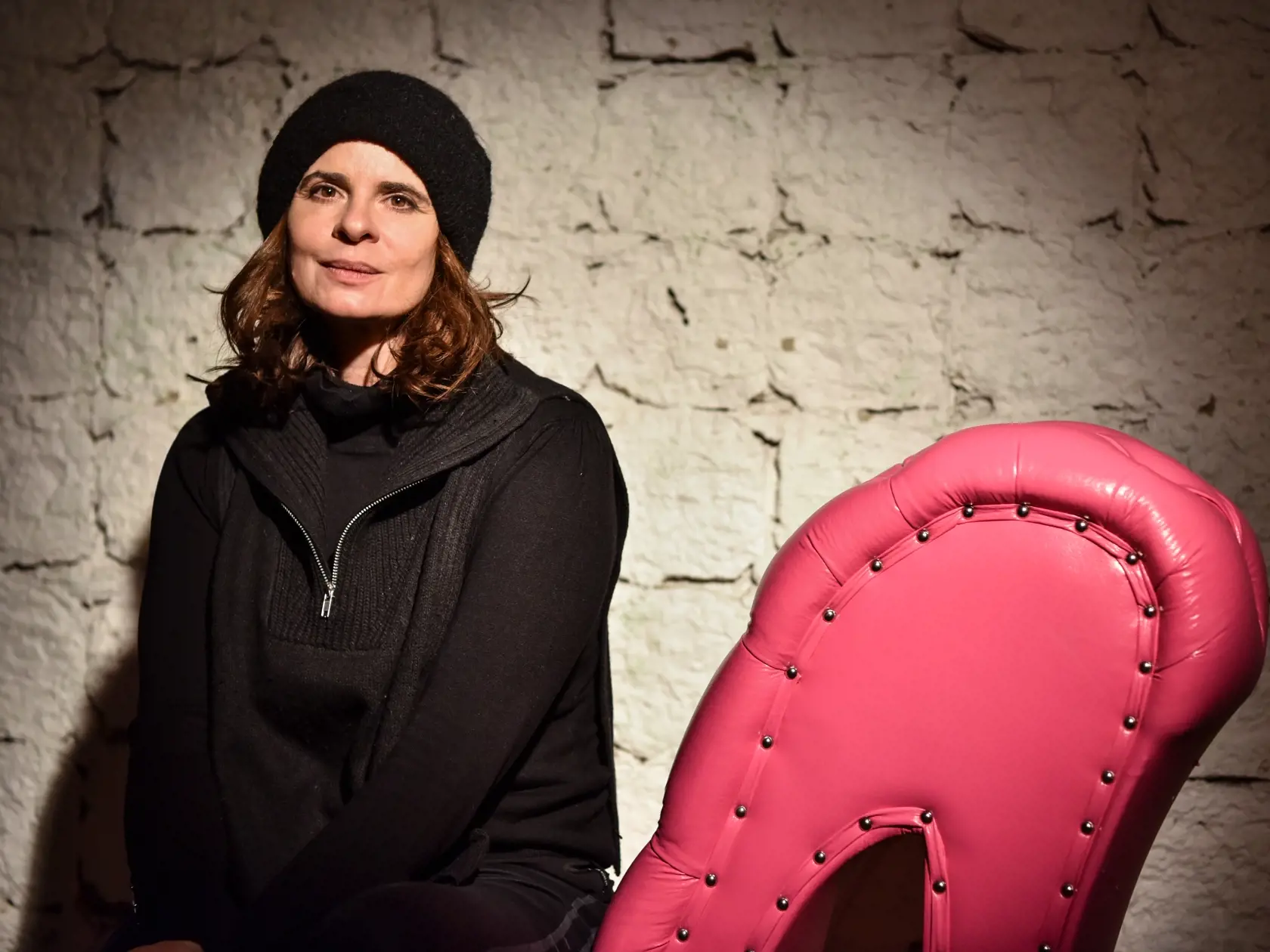 Na snímke herečka a režisérka Zuzana Fialová  počas generálky predstavenia Krása nevídaná, ktorá je v poradí druhou inscenáciou projektu Generácia Z a zároveň režisérkym debutom herečky Zuzany Fialovej v Divadle P. O. Hviezdoslava 22. januára 2022 v Bratislave. FOTO TASR - Pavol Zachar