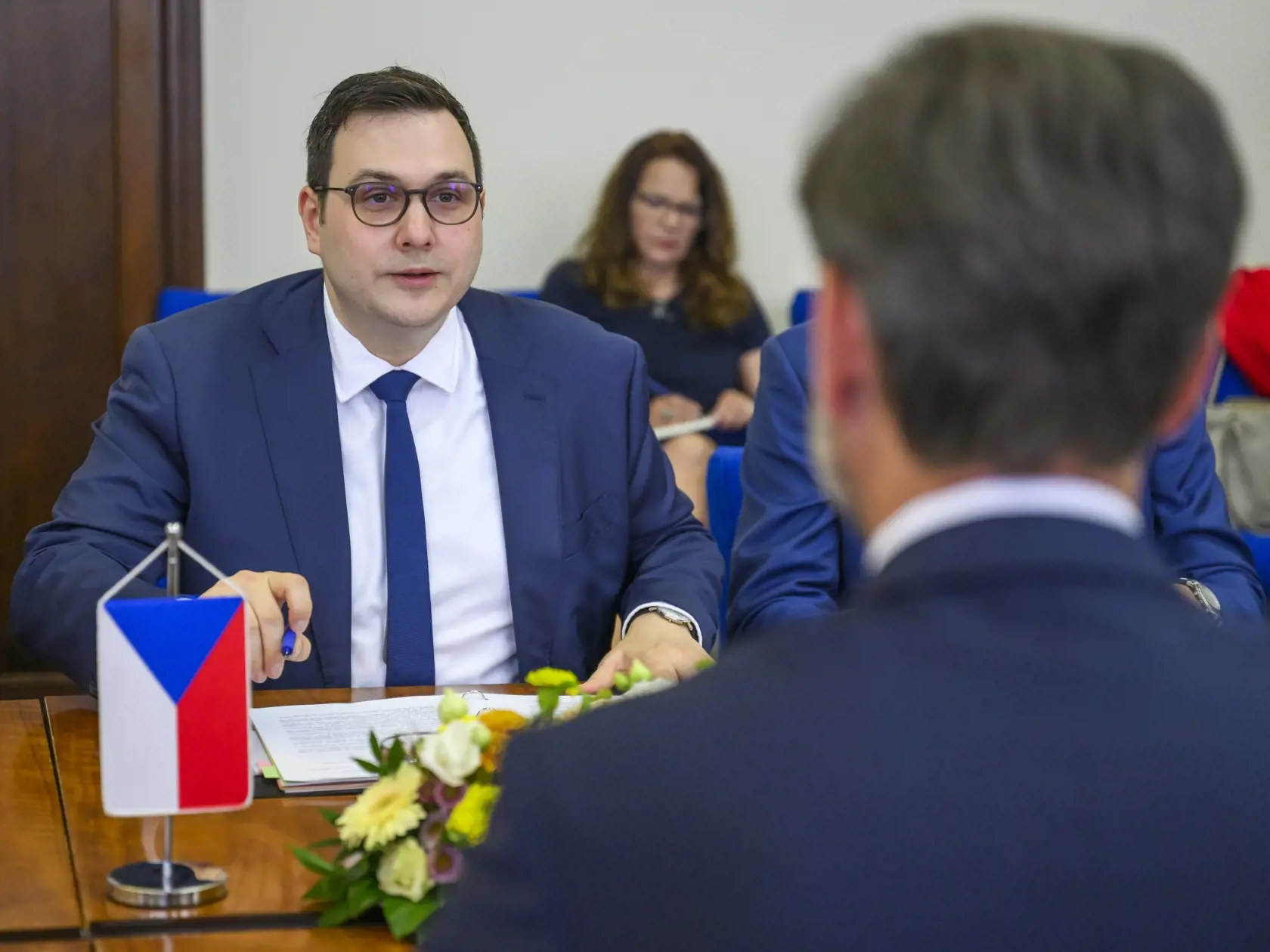 Na snímke zľava minister zahraničných vecí Českej republiky Jan Lipavský a minister zahraničných vecí a európskych záležitostí SR Juraj Blanár (Smer-SD) počas plenárneho rokovania počas plenárneho rokovania na Ministerstve zahraničných vecí a európskych záležitostí v Bratislave 18. júna 2024. FOTO TASR - Jaroslav Novák