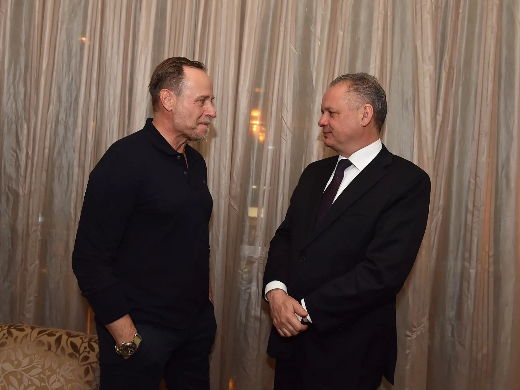 Prezident Andrej Kiska na premiére filmu Masaryk s hercom Karelom Rodenom.