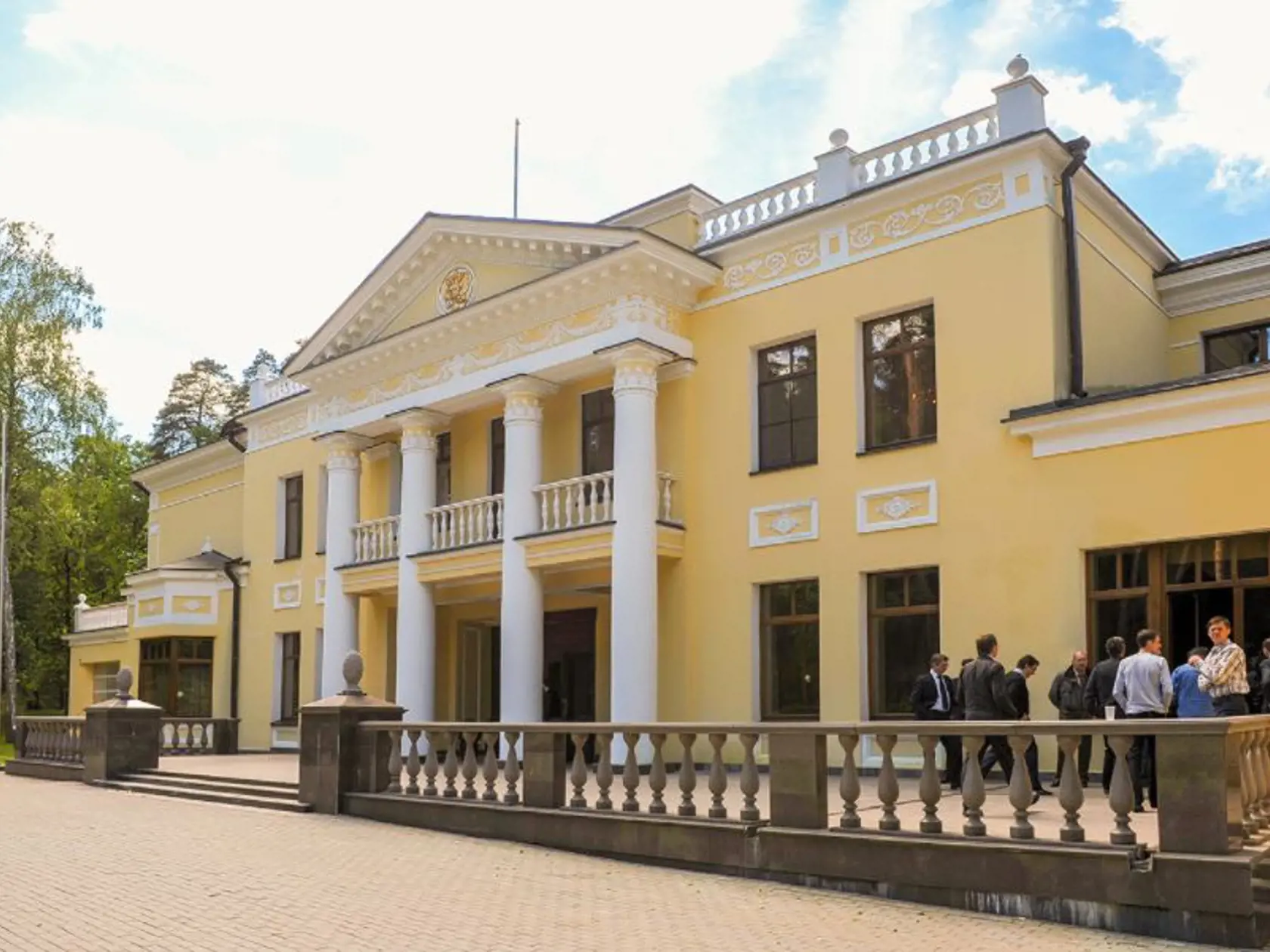 Hlavný dom rezidencie Novo-Ogaryovo.