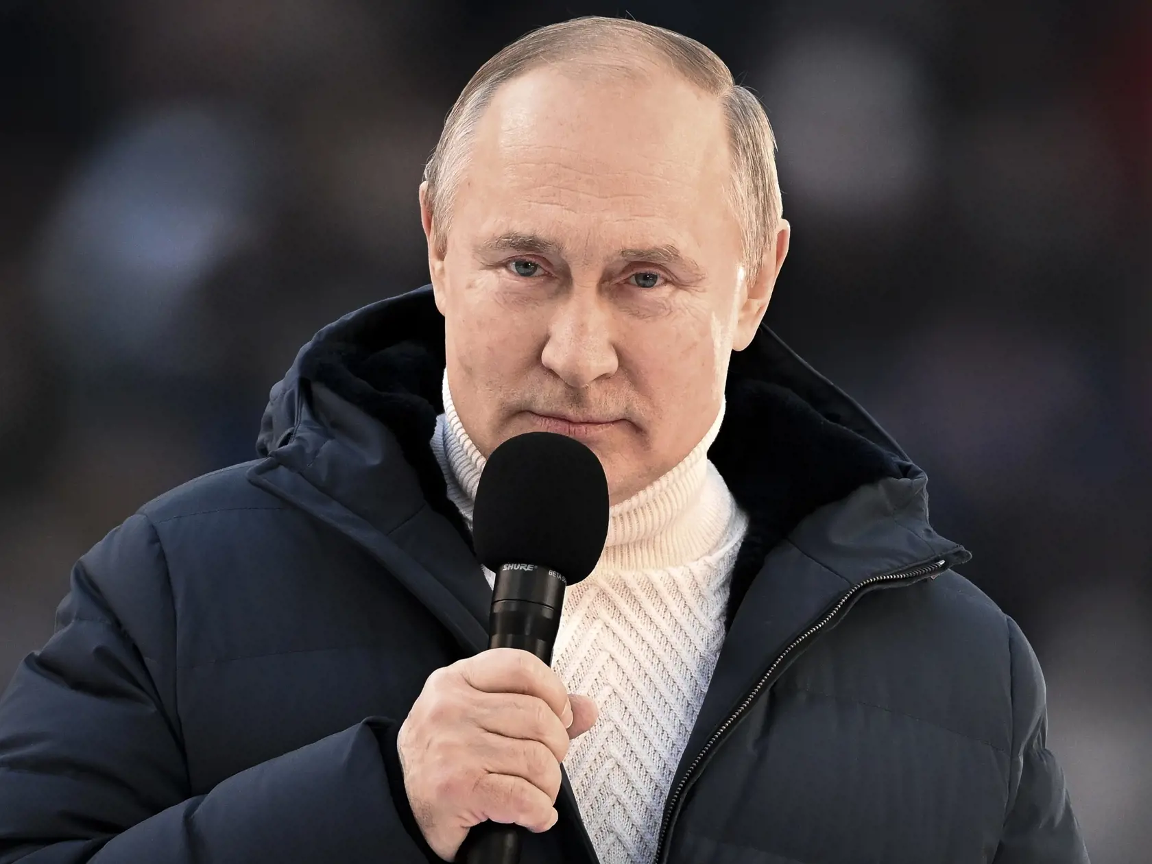 JB 14 Moskva - Ruský prezident Vladimir Putin  počas prejavu na koncerte, ktorý sa konal pri príležitosti ôsmeho výročia vyhlásenia Krymskej republiky a mesta Sevastopoľ za subjekty Ruskej federácie v Moskve v piatok 18. marca 2022. FOTO TASR/AP 

Russian President Vladimir Putin delivers his speech at the concert marking the eighth anniversary of the referendum on the state status of Crimea and Sevastopol and its reunification with Russia, in Moscow, Russia, Friday, March 18, 2022. (Ramil Sitdi