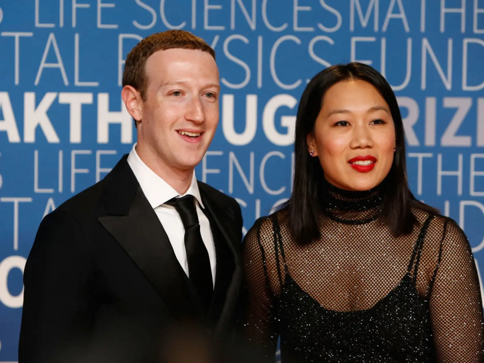 MOUNTAIN VIEW, CA - NOVEMBER 04:  Mark Zuckerberg (L) and Priscilla Chan attend the 2019 Breakthrough Prize at NASA Ames Research Center on November 4, 2018 in Mountain View, California.  (Photo by Lachlan Cunningham/Getty Images for Breakthrough Prize)