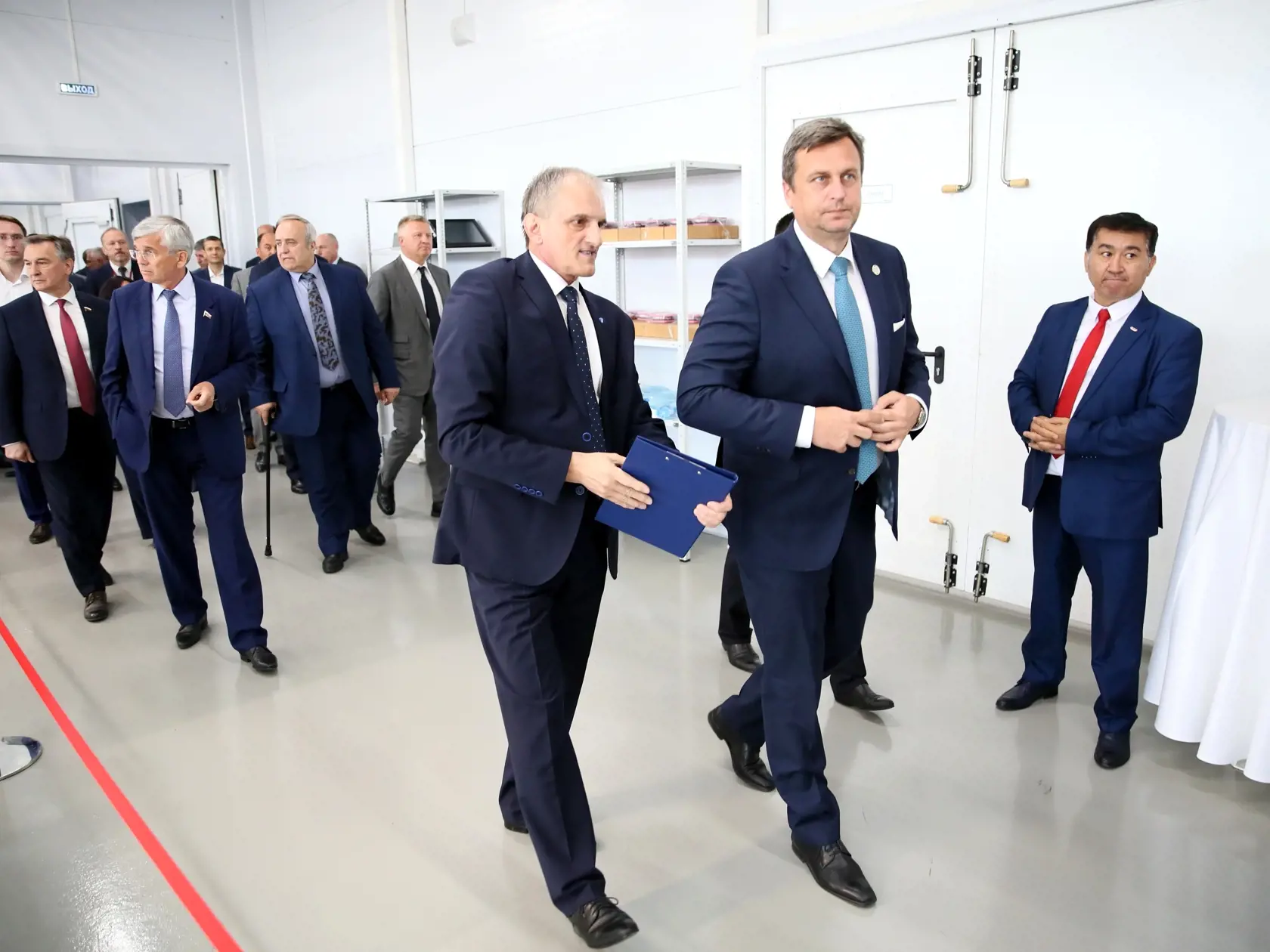 Andrej Danko otvoril dcérsku fabriku slovenskej firmy v Rusku.
