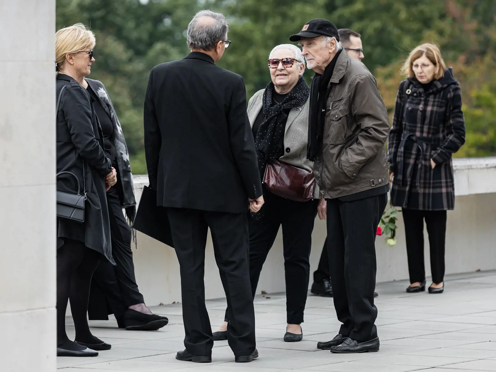 Posledná rozlúčka s herečkou Evou Rysovou v bratislavskom krematóriu. Na snímke Ivan Letko.