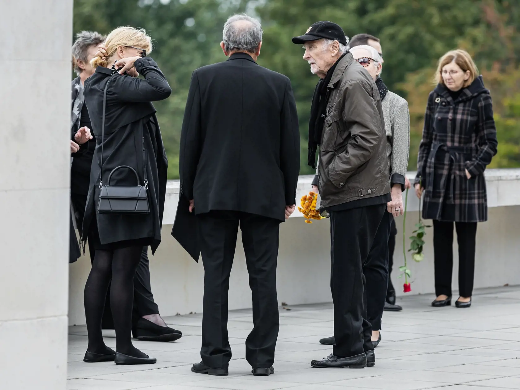Posledná rozlúčka s herečkou Evou Rysovou v bratislavskom krematóriu. Na snímke Ivan Letko.