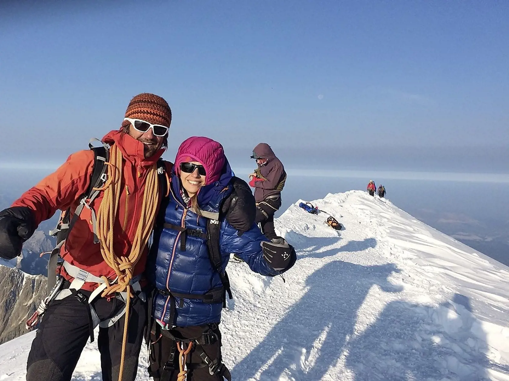 Miluje hory, aj svoje 30.  narodeniny oslávila na lyžovačke. Vystúpila aj na Mont Blanc.