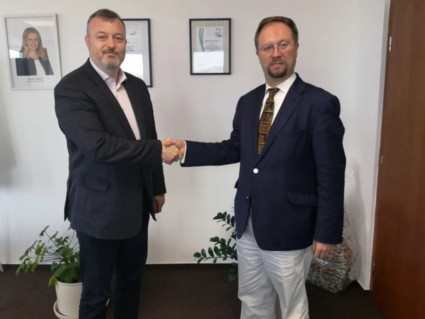 VRANA K VRANE SADÁ Minister Krajniak si za šéfa výskumného inštitútu vybral človeka