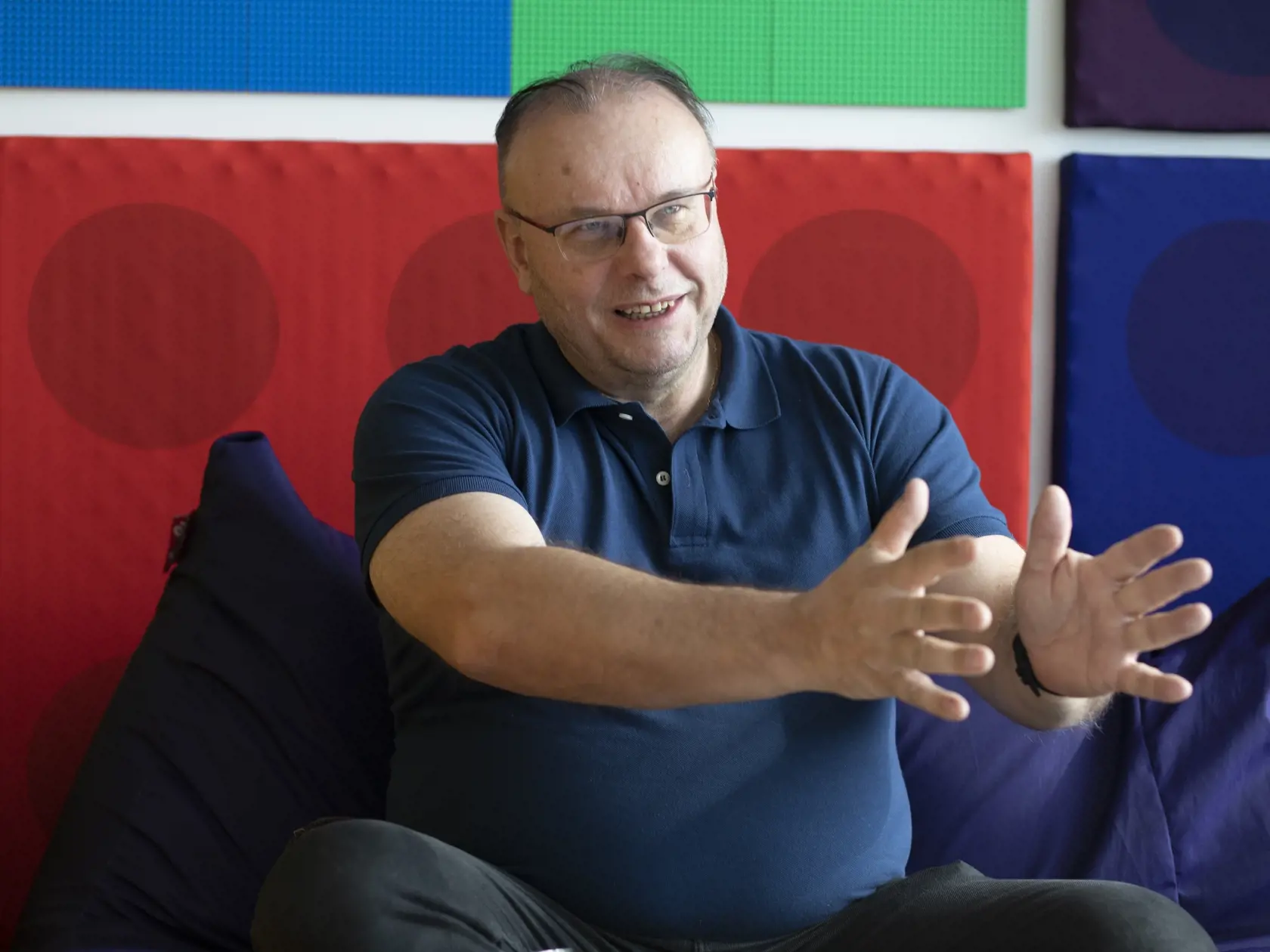 Na snímke je Ondrej Macko , odborník na IT technológie a šéfredaktor portálu TOUCHIT