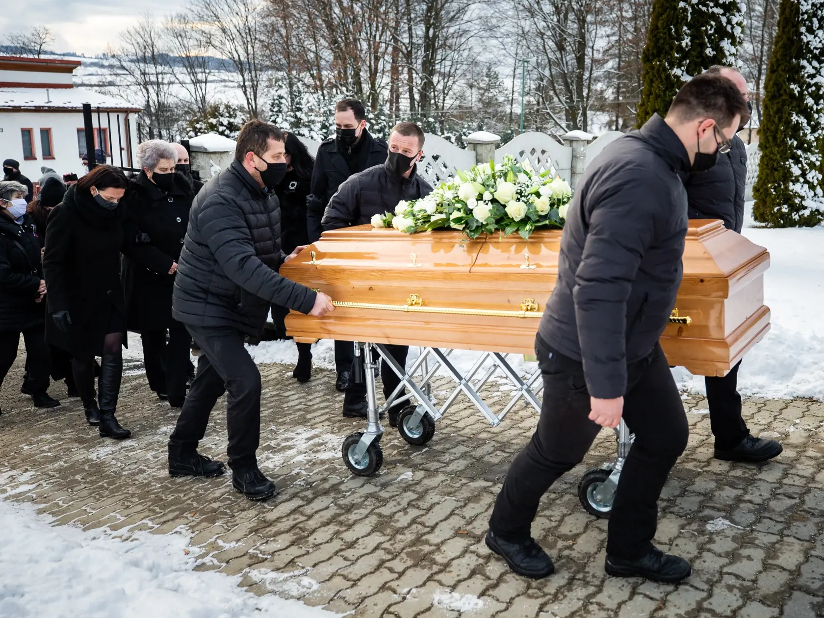 Pohreb Milana Lučanského v Štrbe.