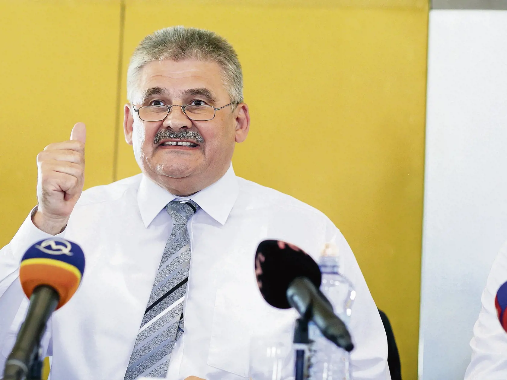 20160912 Ludsko pravny vybor zasada v NRSR ku kauze tyrania deti v ustave Cisty den Galanta, politika, fotene pre: V. Kovacova