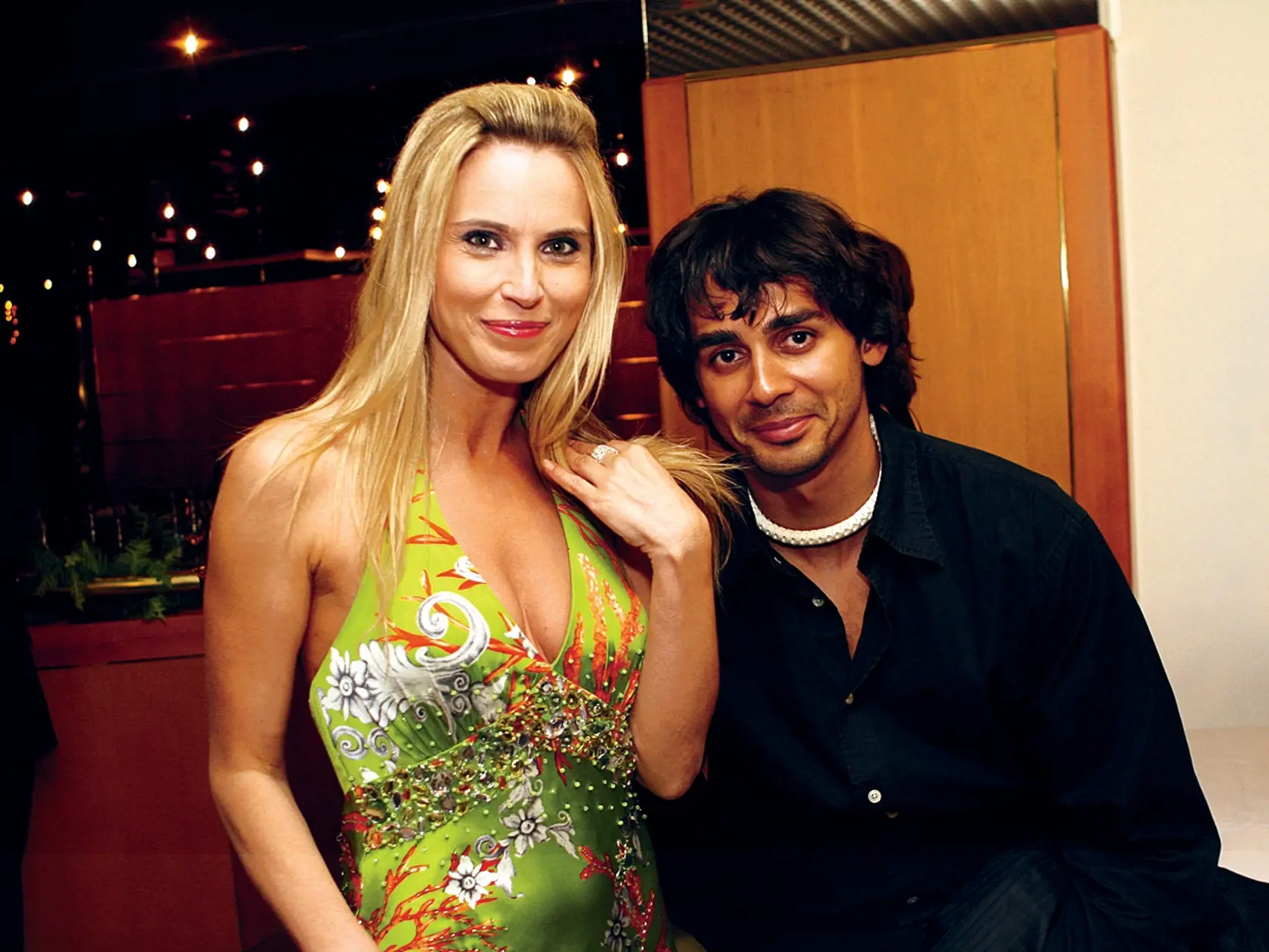 Erika Judínyová, moderátorka, Karol Csino
foto : Zuzana Gavulová
uverejnené Šarm 20/2007
pôvodný súbor:gavulova.eps