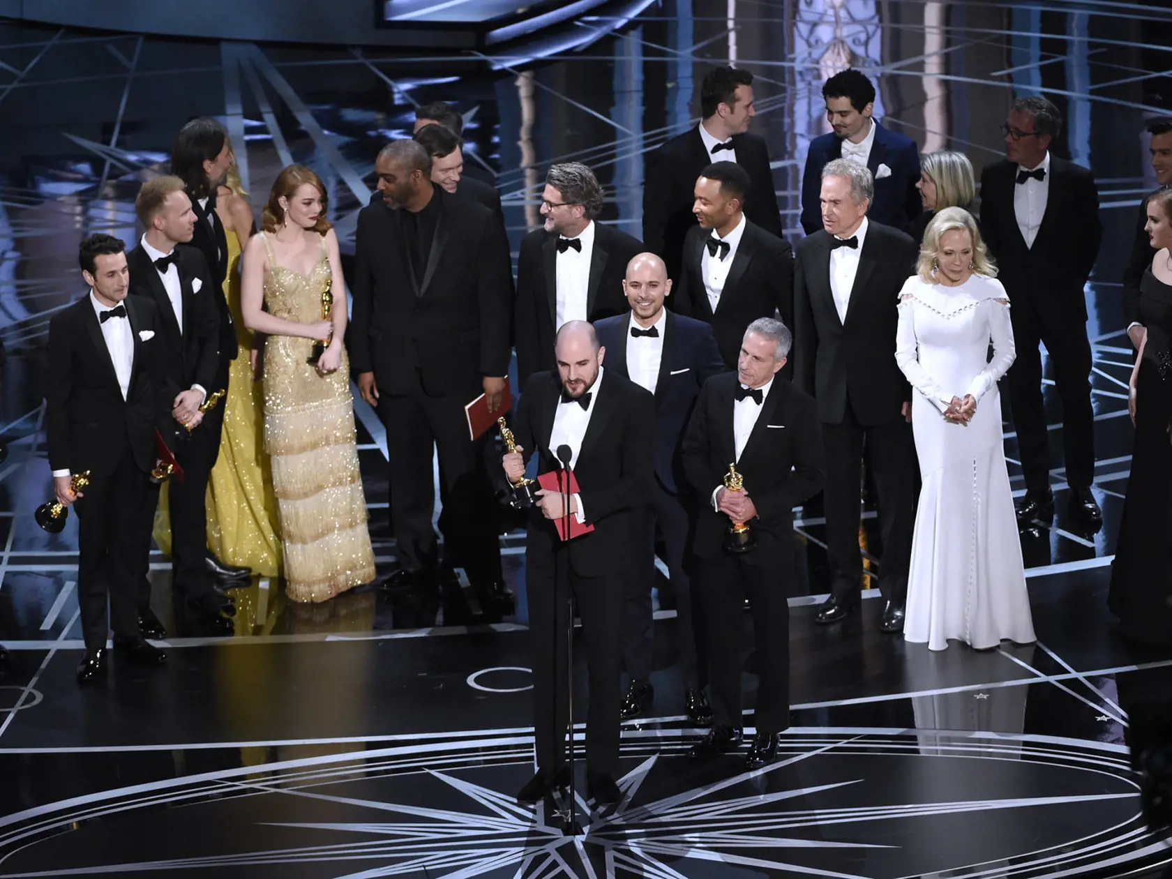 Zo zlatej sošky sa najskôr tešili tvorcovia filmu La La Land.