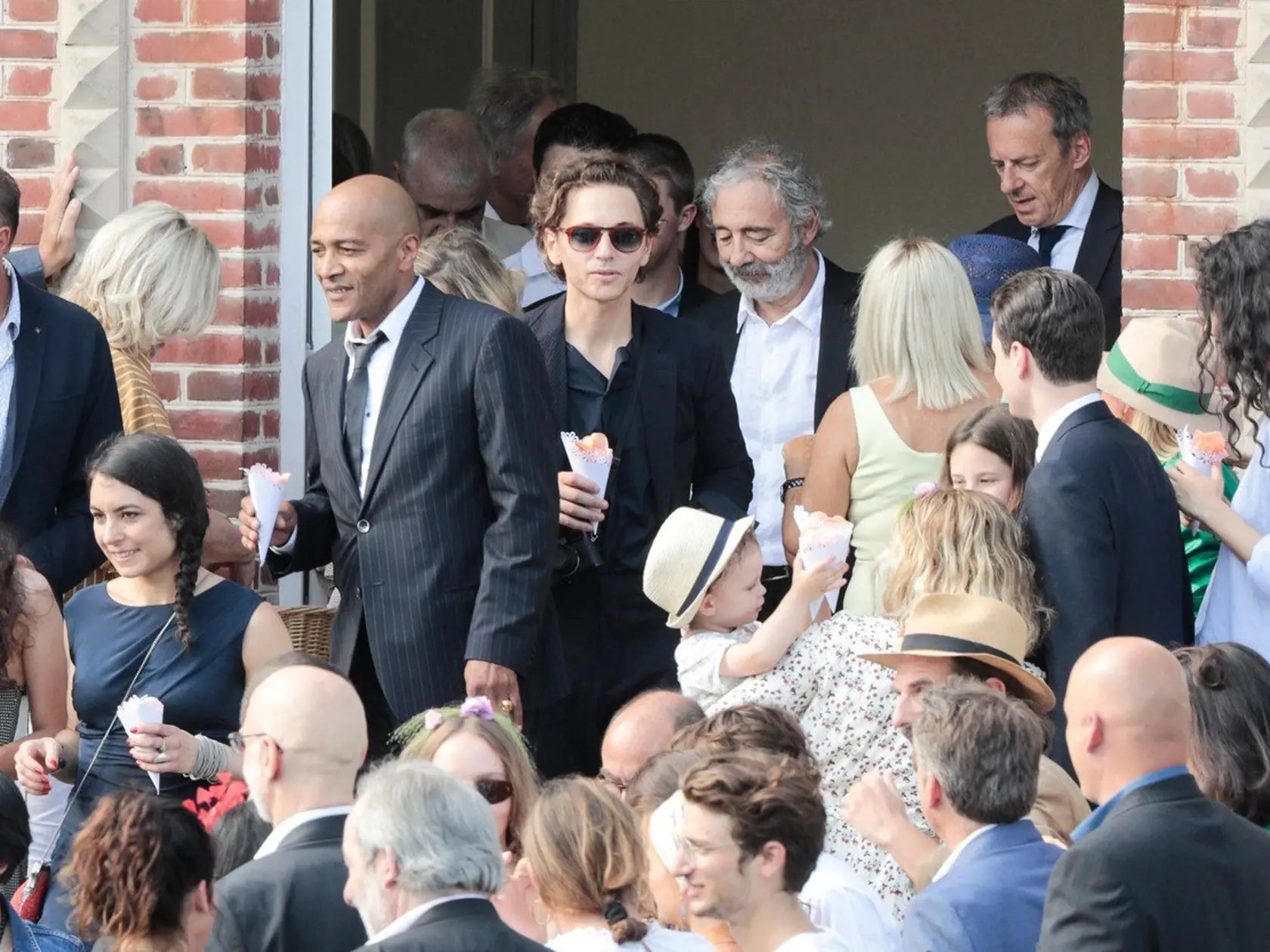 Vanessa Paradis sa tajne vzala so snúbencom Samuel Benchetritom
