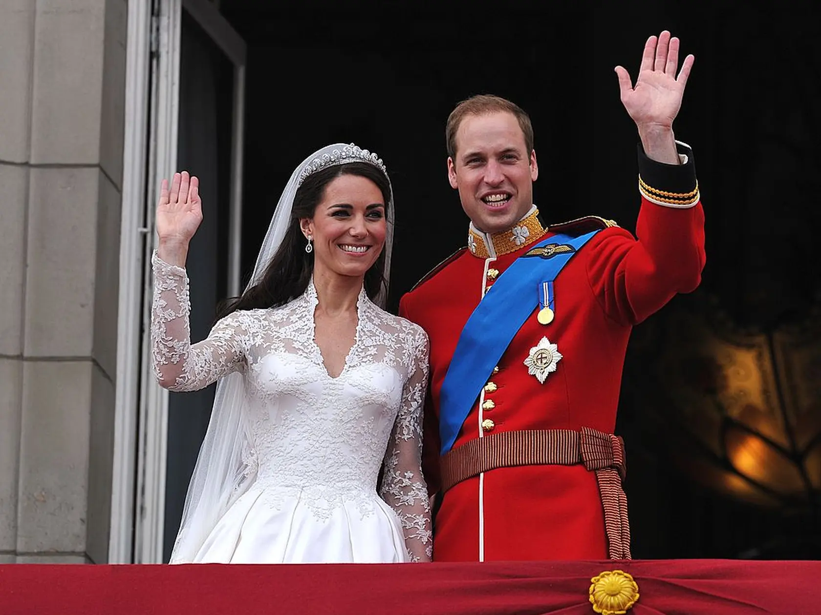 Princ William a princezná Kate sa zoznámili v roku 2001. Dlho očakávaná svadba páru sa konala 29. apríla 2011 vo Westminsterskom opátstve v Londýne.