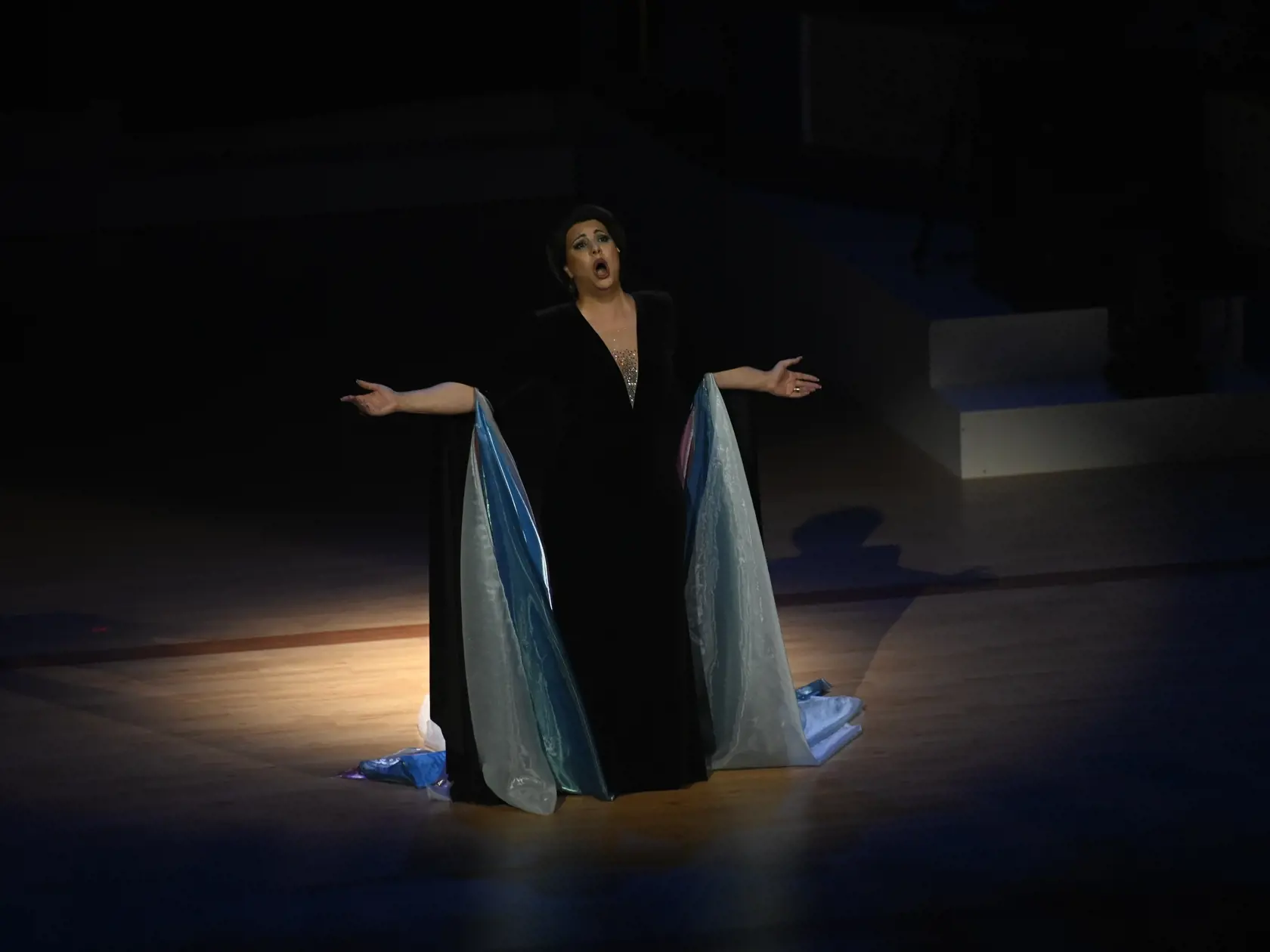 Zábery z úvodného ceremoniálu.