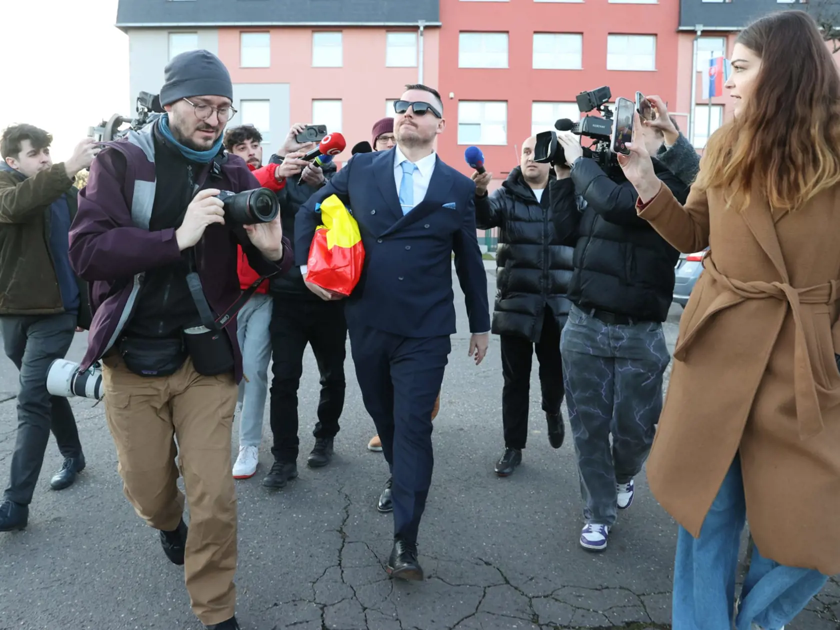 Daniel Bombic odchádza zo Špecializovaného trestného súdu, ktorý v stredu 29. januára rozhodol, že stíhaný väzobne nebude.