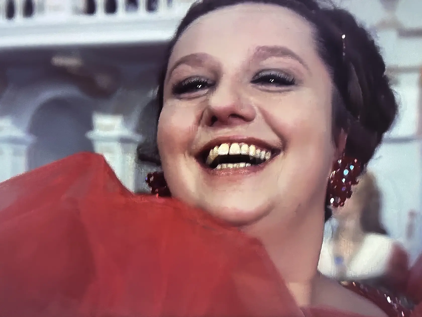 V slávnej rozprávke Tri oriešky pre Popolušku si vedľa Libušky Šafránkovej mal úlohu princa zahrať jej kamarát Jan Hrušínský. Na poslednú chvíľu ho preobsadili Pavlom Trávničkom.