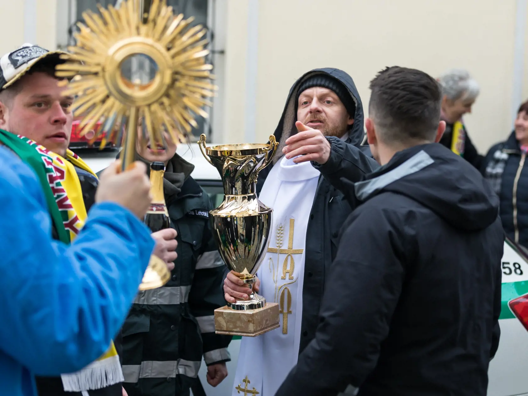 Herec Ľuboš Kostelný si zahrá v markizáckom seriáli Svätý Max. Stvárni farára Beňa.