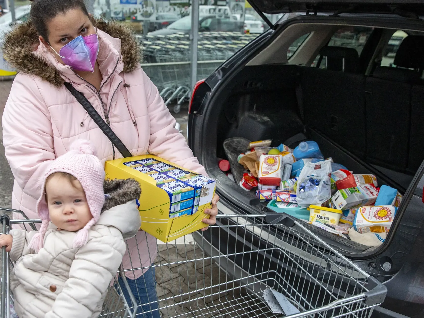Zdražovanie potravín vyhnalo Slovákov do odchodov nakupovať, mnohí prišli kvôli lacnejšiemu maslu. 
