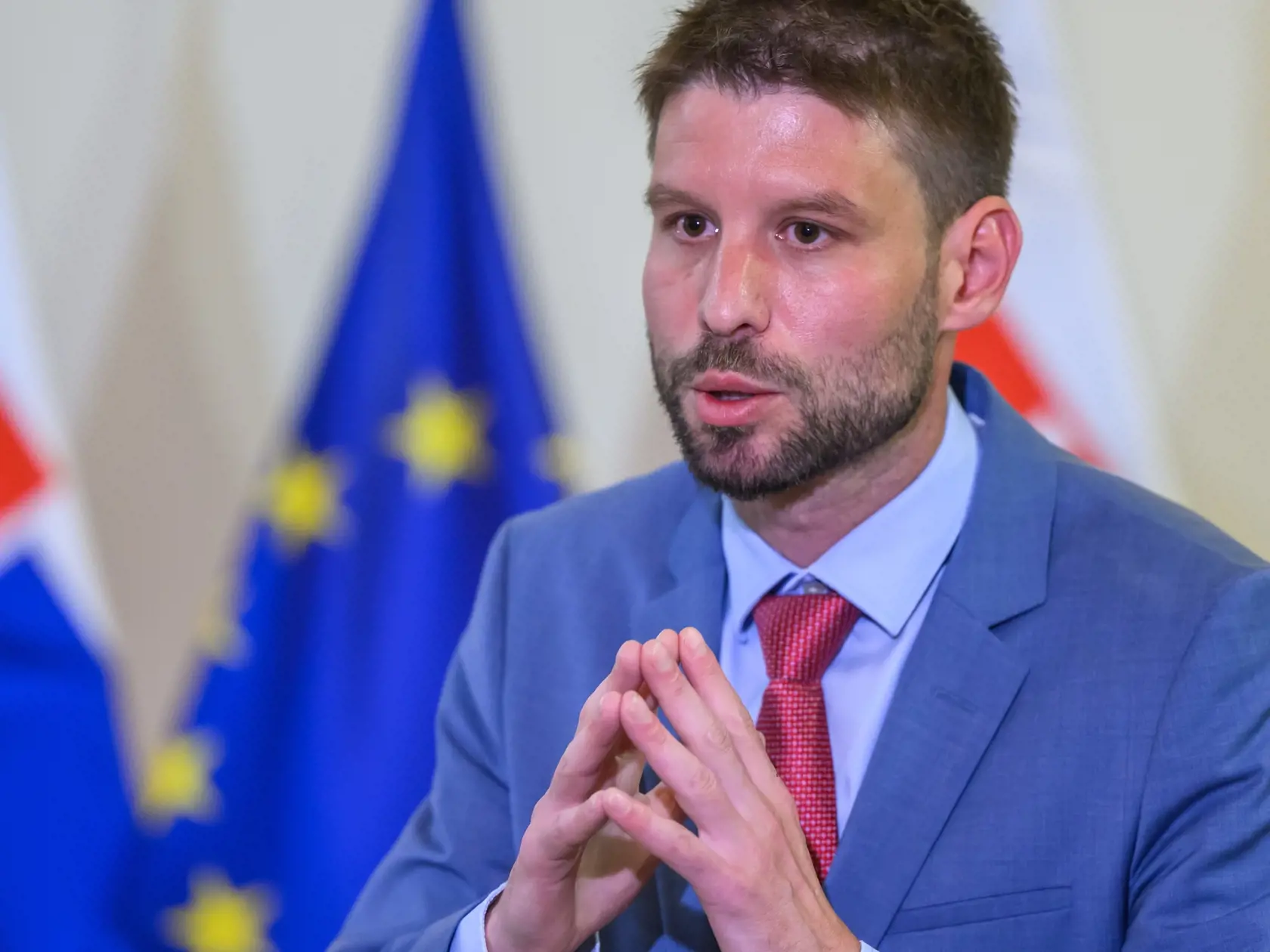 Na snímke predseda PS Michal Šimečka na tlačovej konferencii po rokovaní s premiérom Robertom Ficom (Smer-SD).