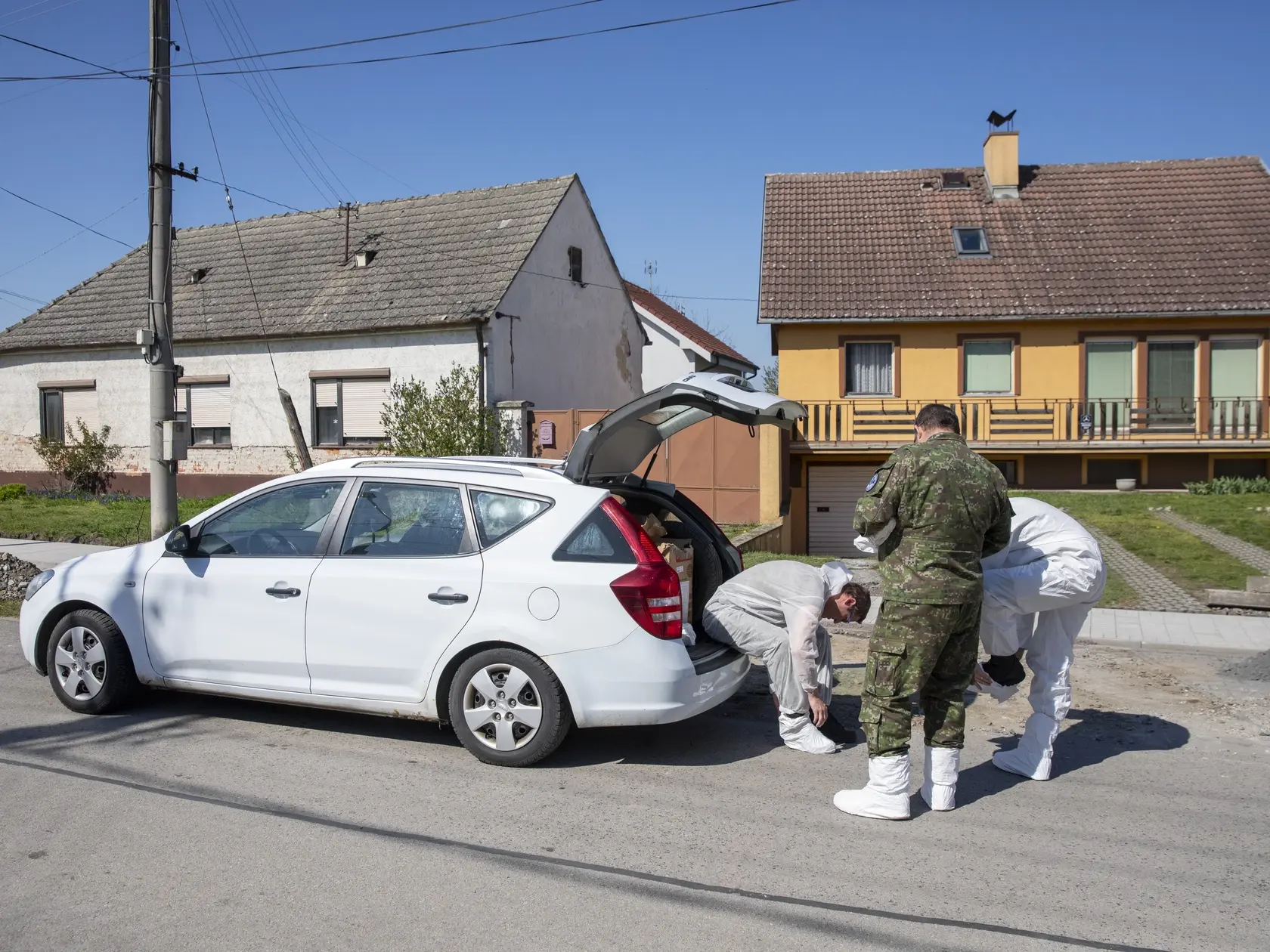 Na snimke je obec Plavecký Štvrtok, kde sa našlo ďalšie ohnisko nákazy slintačky a krívačky , okrem južného Slovenska aj na Záhorí.