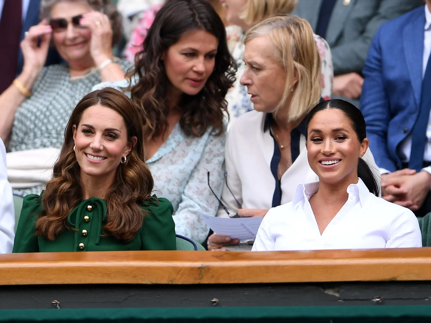 Podľa Meghan Markle je Kate veľmi formálna a pôsobí chladne.