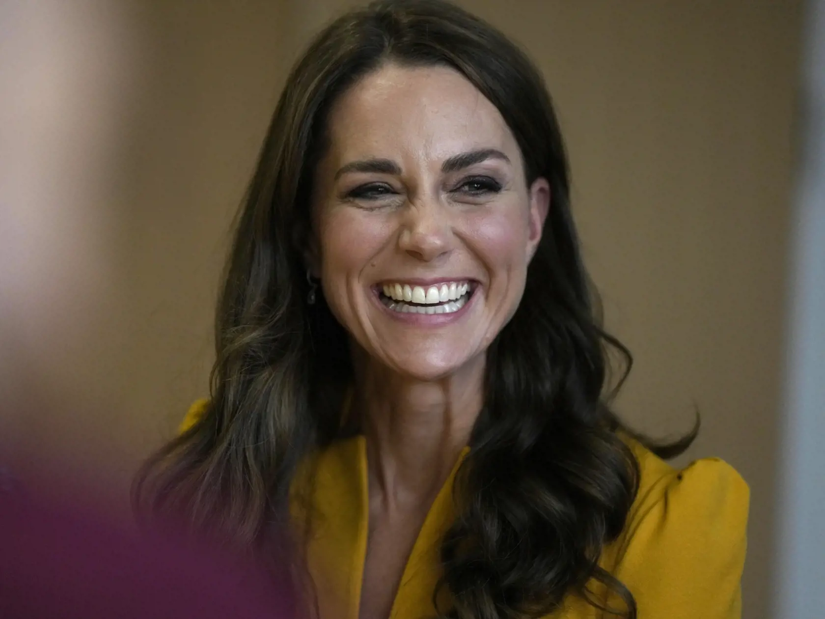 Catherine, princezná z Walesu absolvuje turné po svojej krajine po boku manžela.