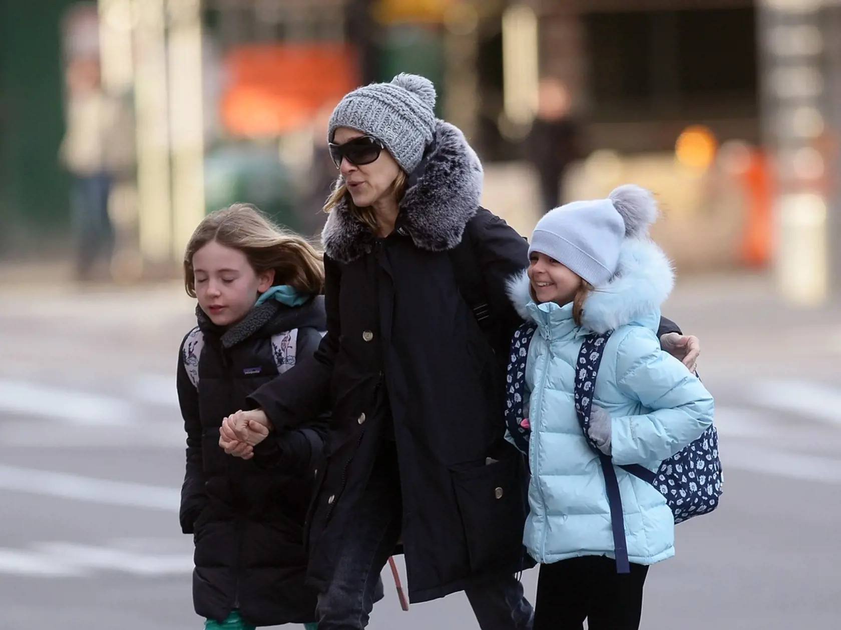Sarah Jessica Parker a jej dvojičky. Dnes sú z dievčať veľké slečny.