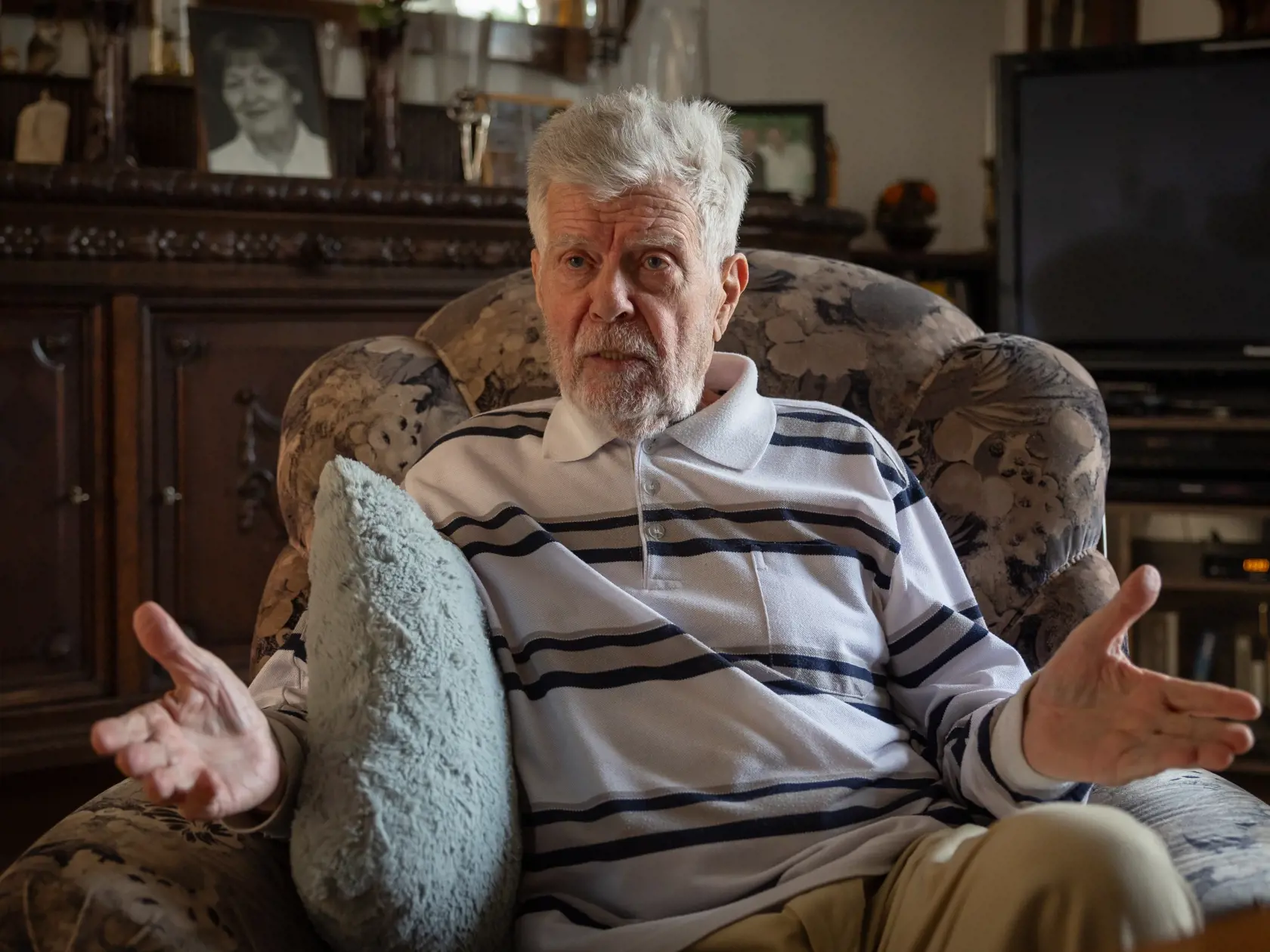 Herec Oldo Hlaváček počas nášho rozhovoru pri príležitosti jeho 90. narodenín.
