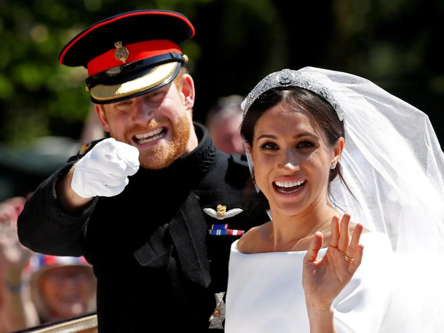 Princ Harry a jeho manželka Meghan sa rozhodli vzdať kráľovských povinností. Môžu však stratiť aj kráľovskú apanáž.