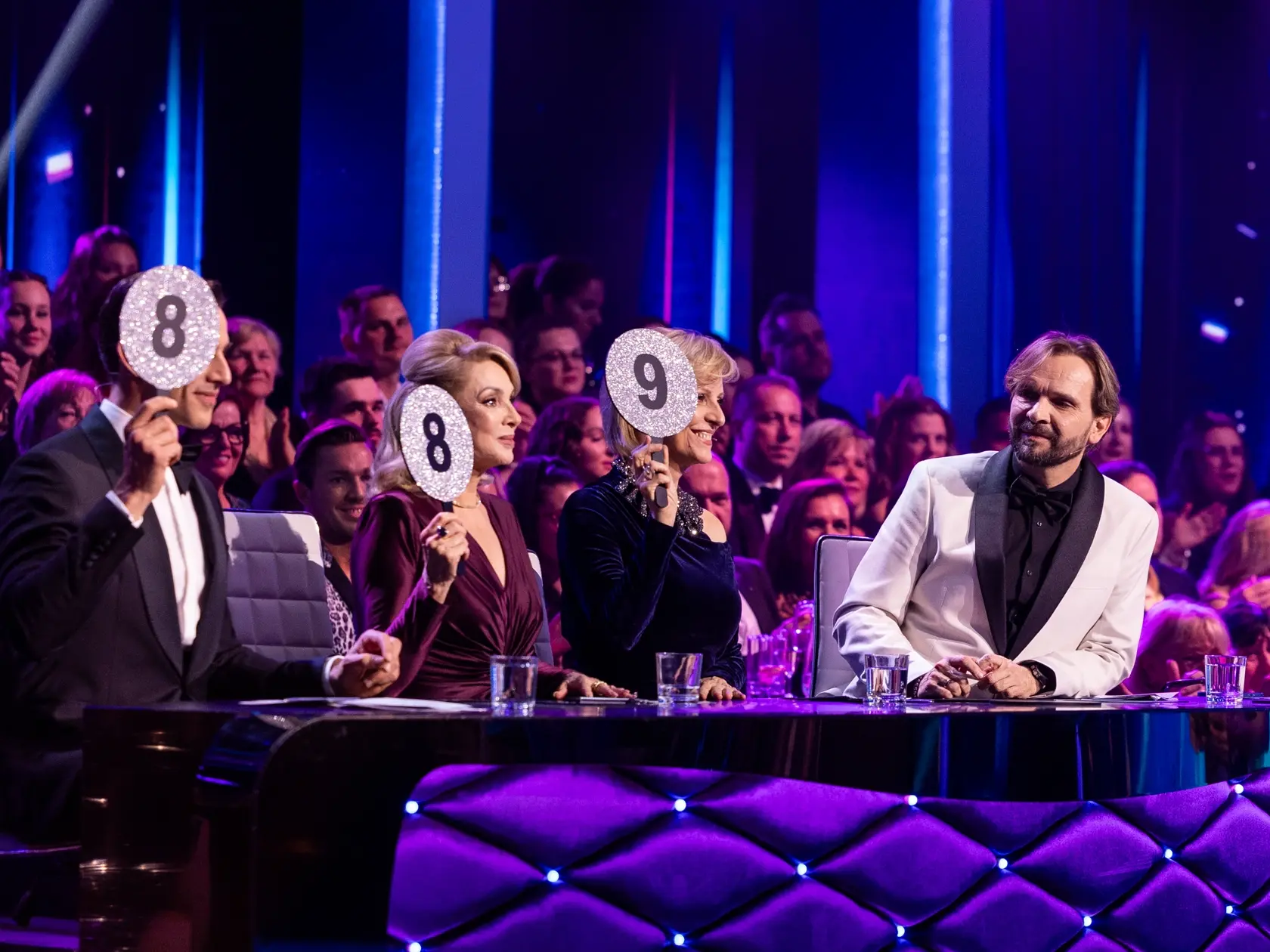 Na snímke porota Ján Ďurovčík, Tatiana Drexler, Adam Bardy, Zdena Studenková počas štvrtého  kola Let's dance 2025.