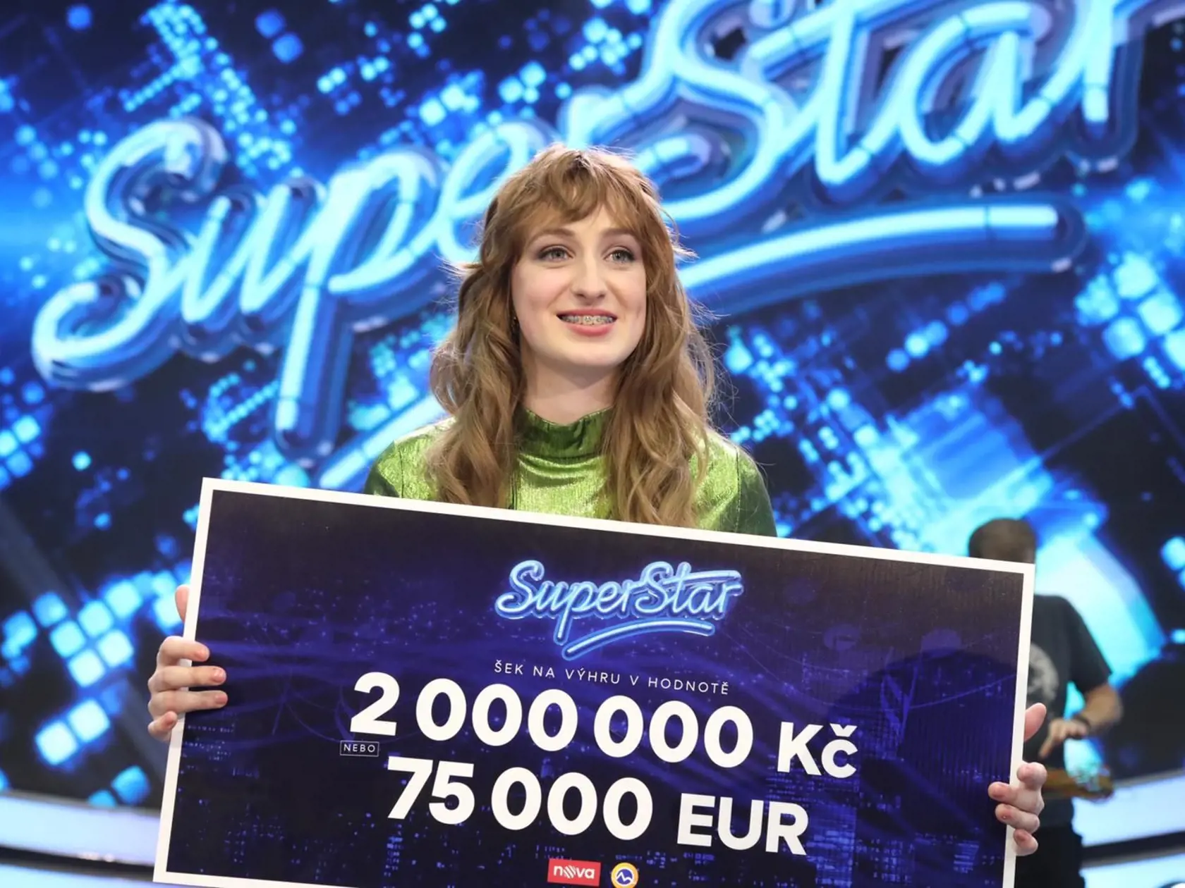 KÚPI SI TLMIČE Víťazkou sa nakoniec stala Barbora, ktorá získala aj slušný balík peňazí.