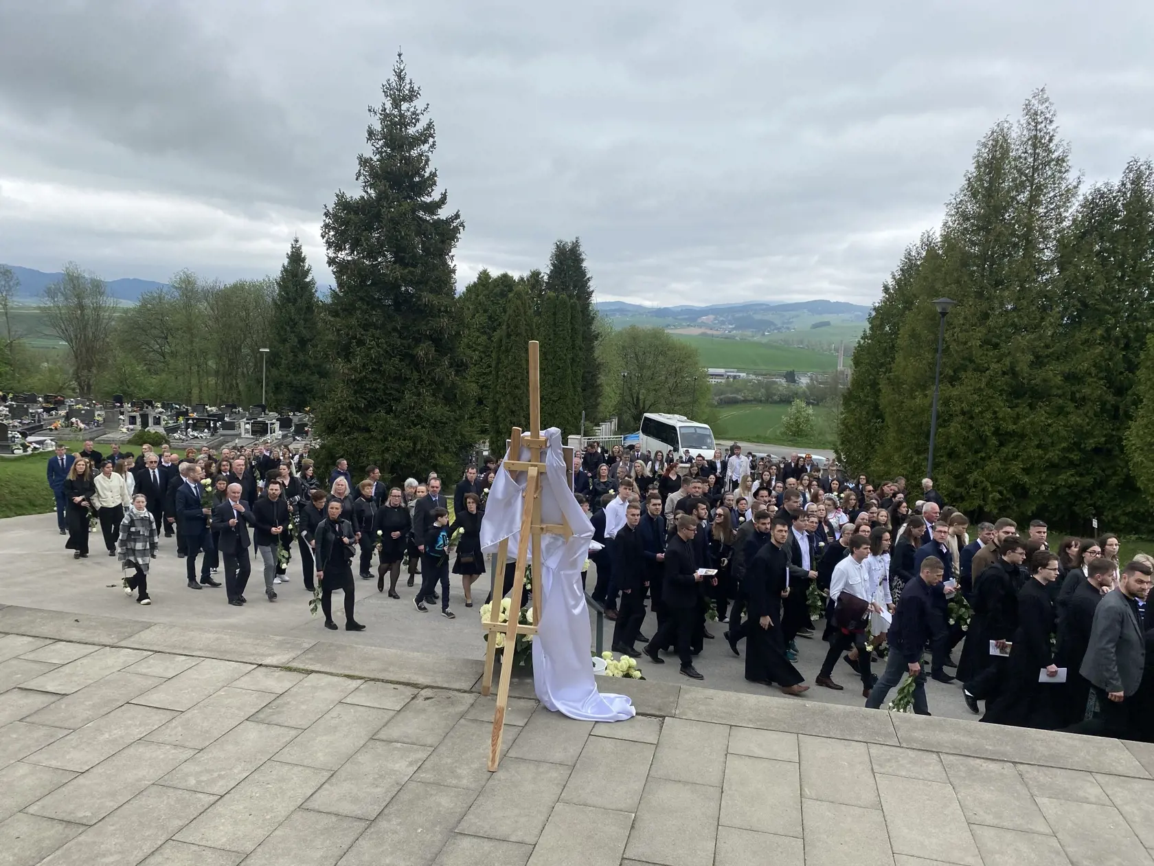 Pohreb troch obetí tragickej havárie pri Spišskej Kapitule v sobotu 6. 4. 2024.
