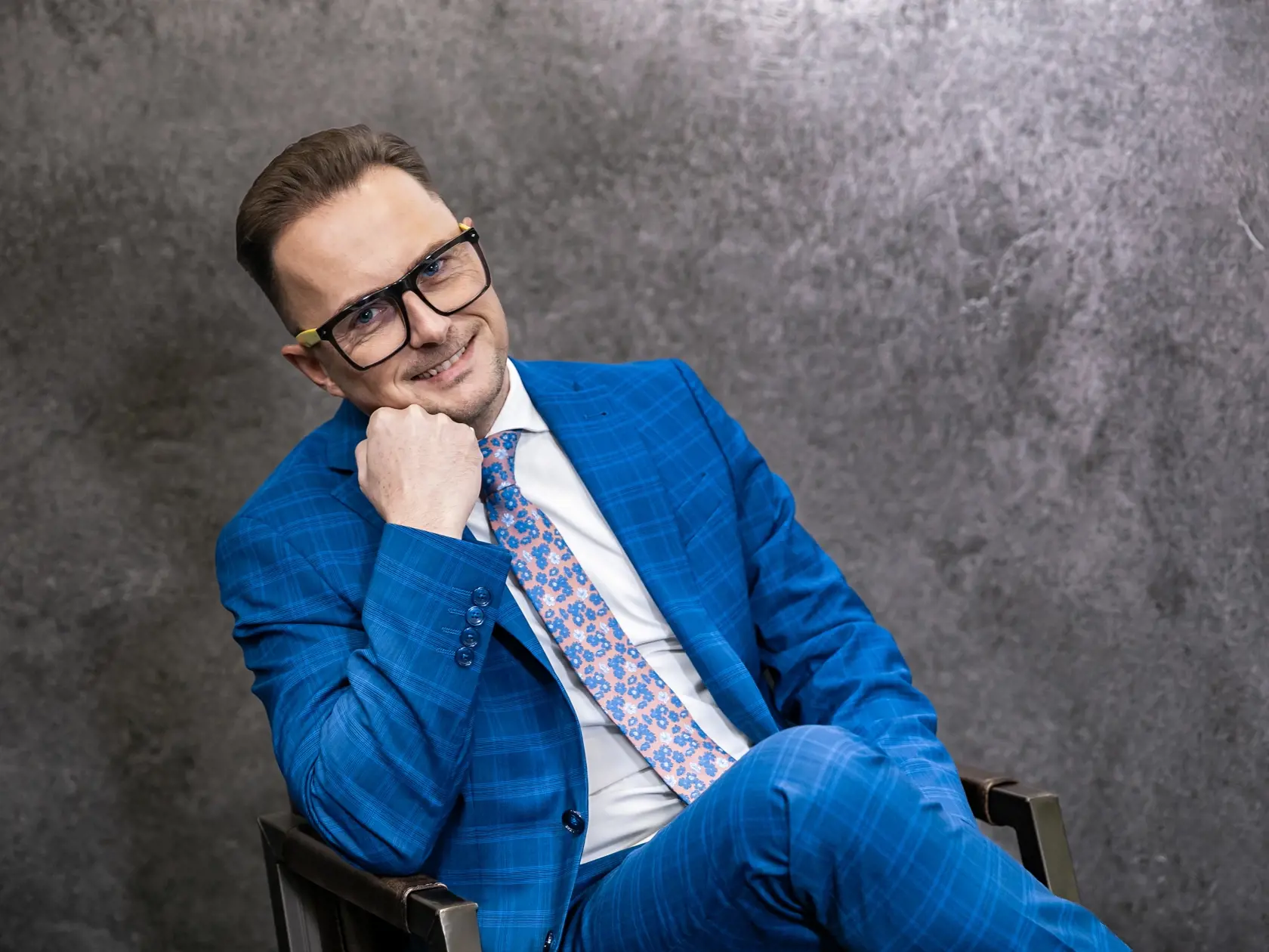 Diskusná relácia “Karty na stôl”, ktorej hosťom bol Miroslav Řádek politológ.