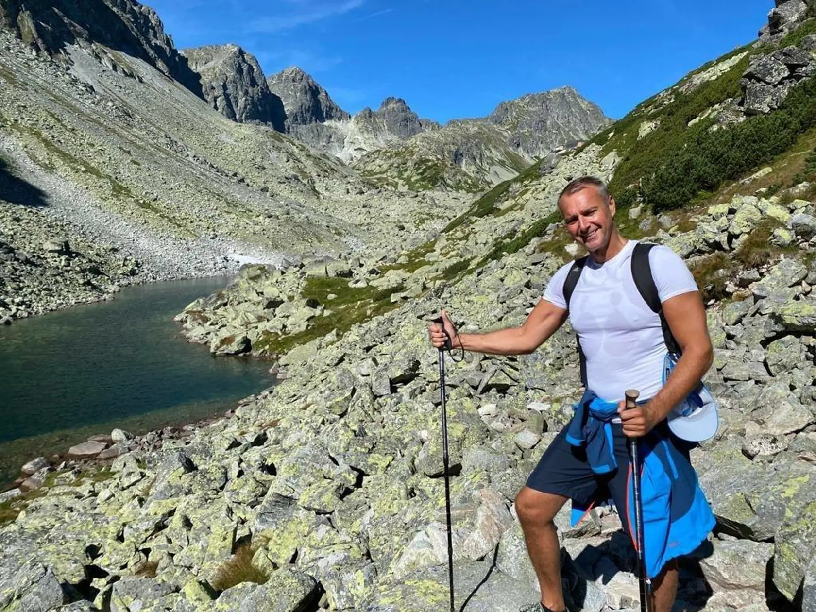 Páááni, ten je ale opálený! Pri túre na Popradské pleso, k Veľkému Hincovmu plesu a na  Zbojnícku chatu. "Boli poslednou bodkou dnešného dňa," napísal pred časom politik na sociálnej sieti. (archívne foto)