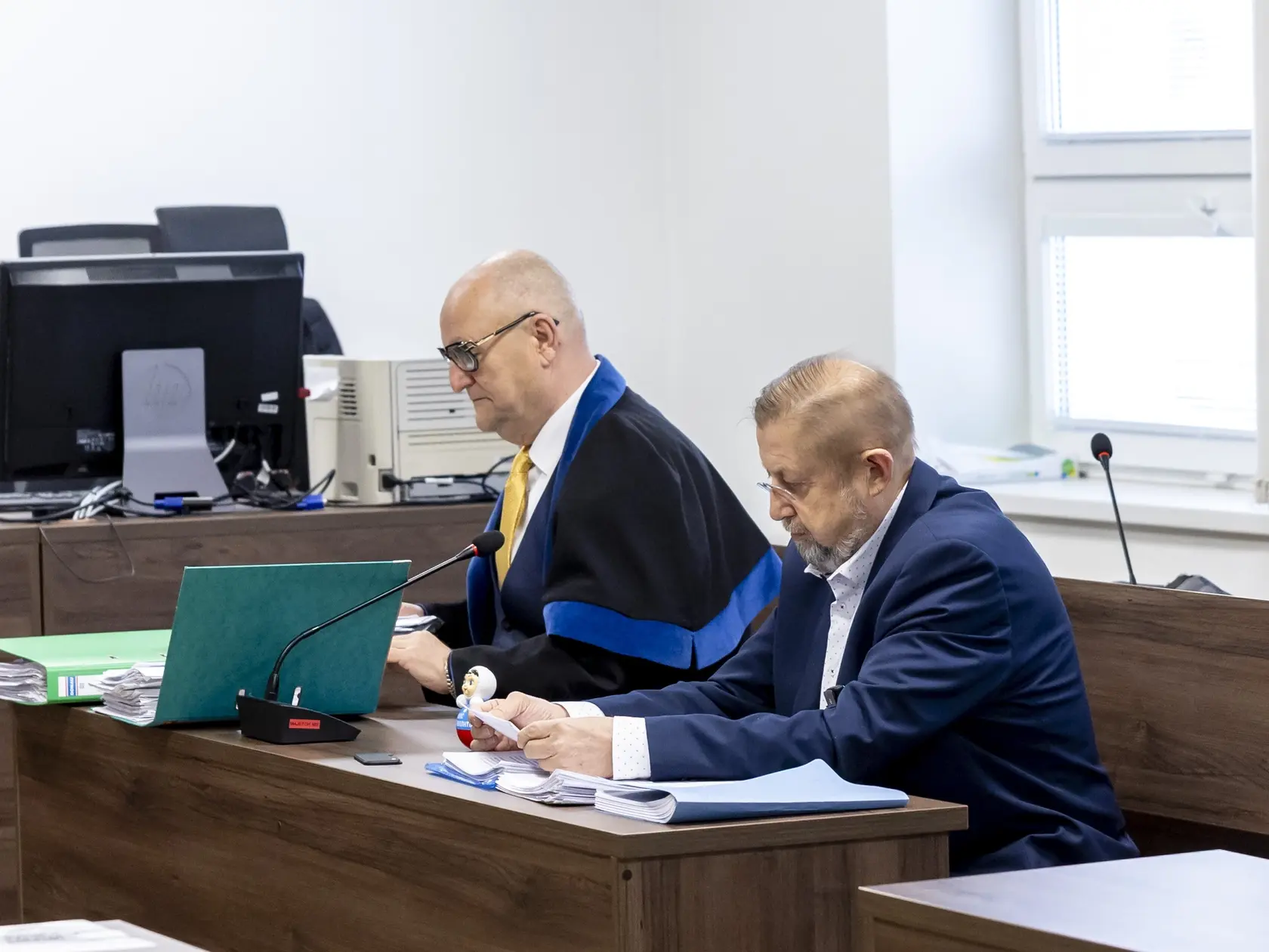 Obžalovaný Štefan Harabin na Špecializovanom trestnom súde v Pezinku. Pojednávanie v prípade schvaľovania ruskej invázie na Ukrajinu.