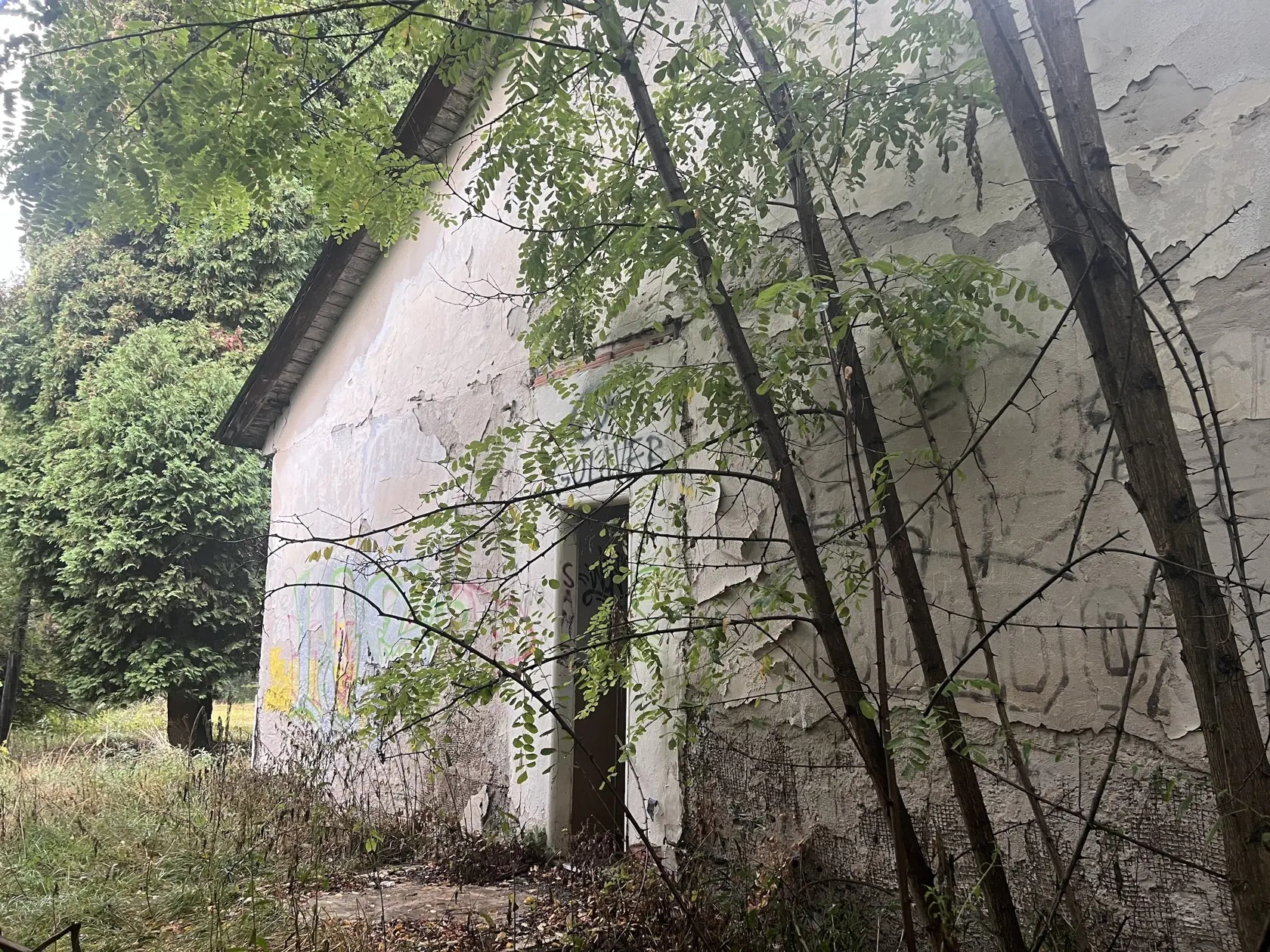 Hoci dnes miesto vyvoláva znepokojenie, samospráva má s týmto areálom veľké plány. S podporou Banskobystrického samosprávneho kraja tu totiž plánuje rozsiahlu revitalizáciu.