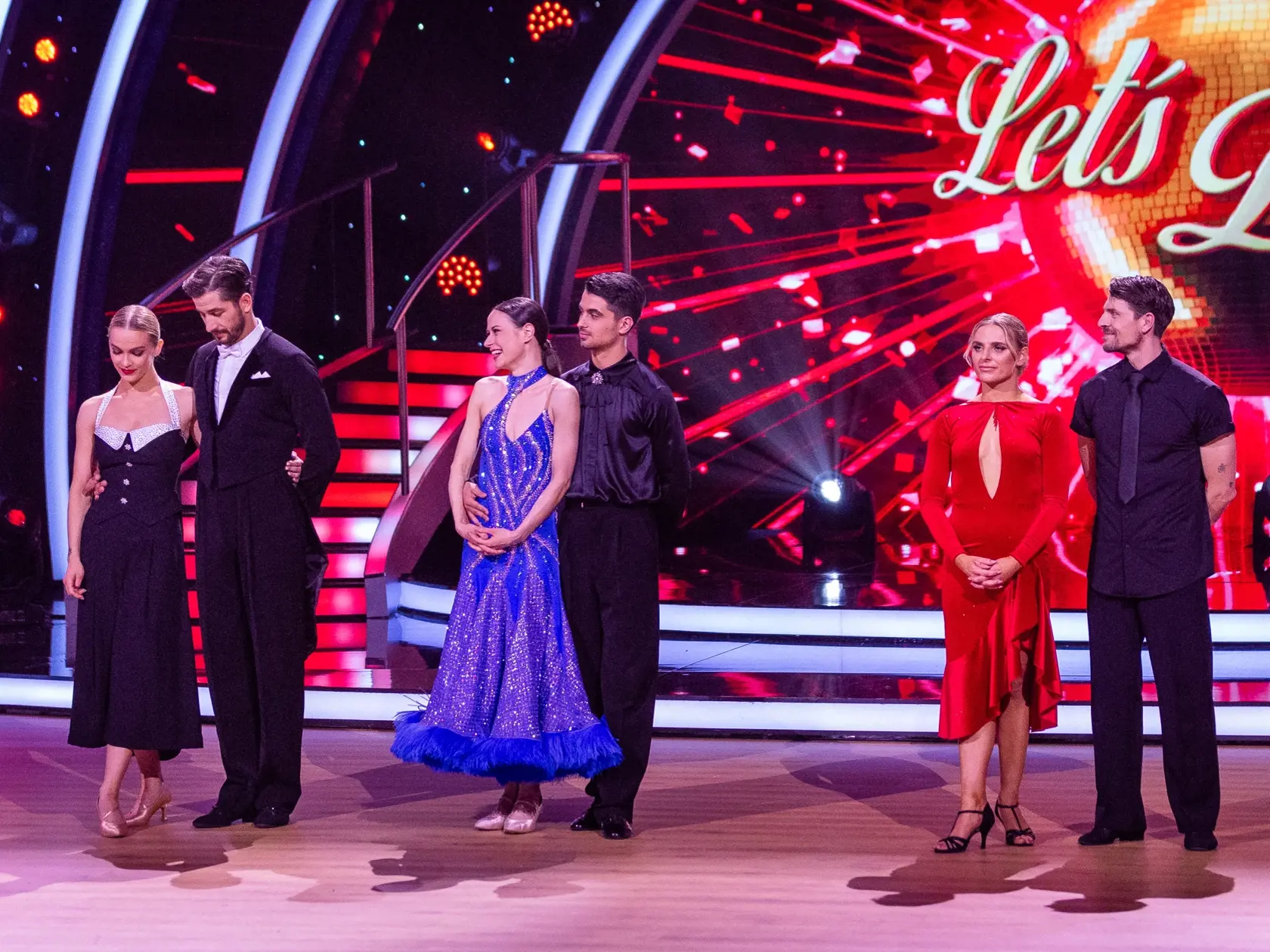 Finále tanečnej súťaže Lets Dance 2024. Na snímke Jakub Jablonský, Eliška Lenčešová, Anna Jakab Rakovská, Jaroslav Ihring, Juraj Loj, Natália Horváthová. 