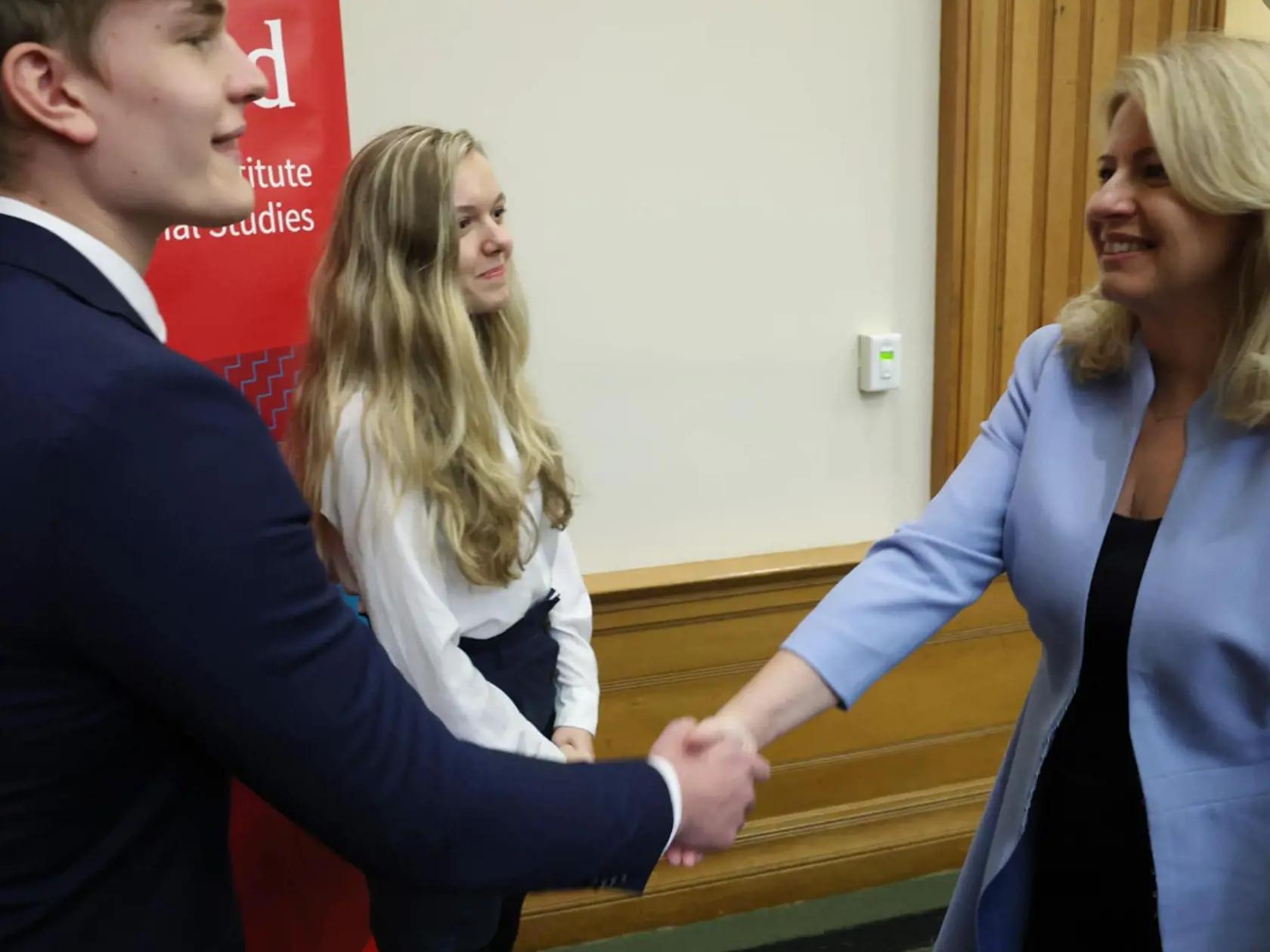 Na Stanforde strávi Čaputová celý semester, diskutovať bude o aktuálnych politických otázkach.