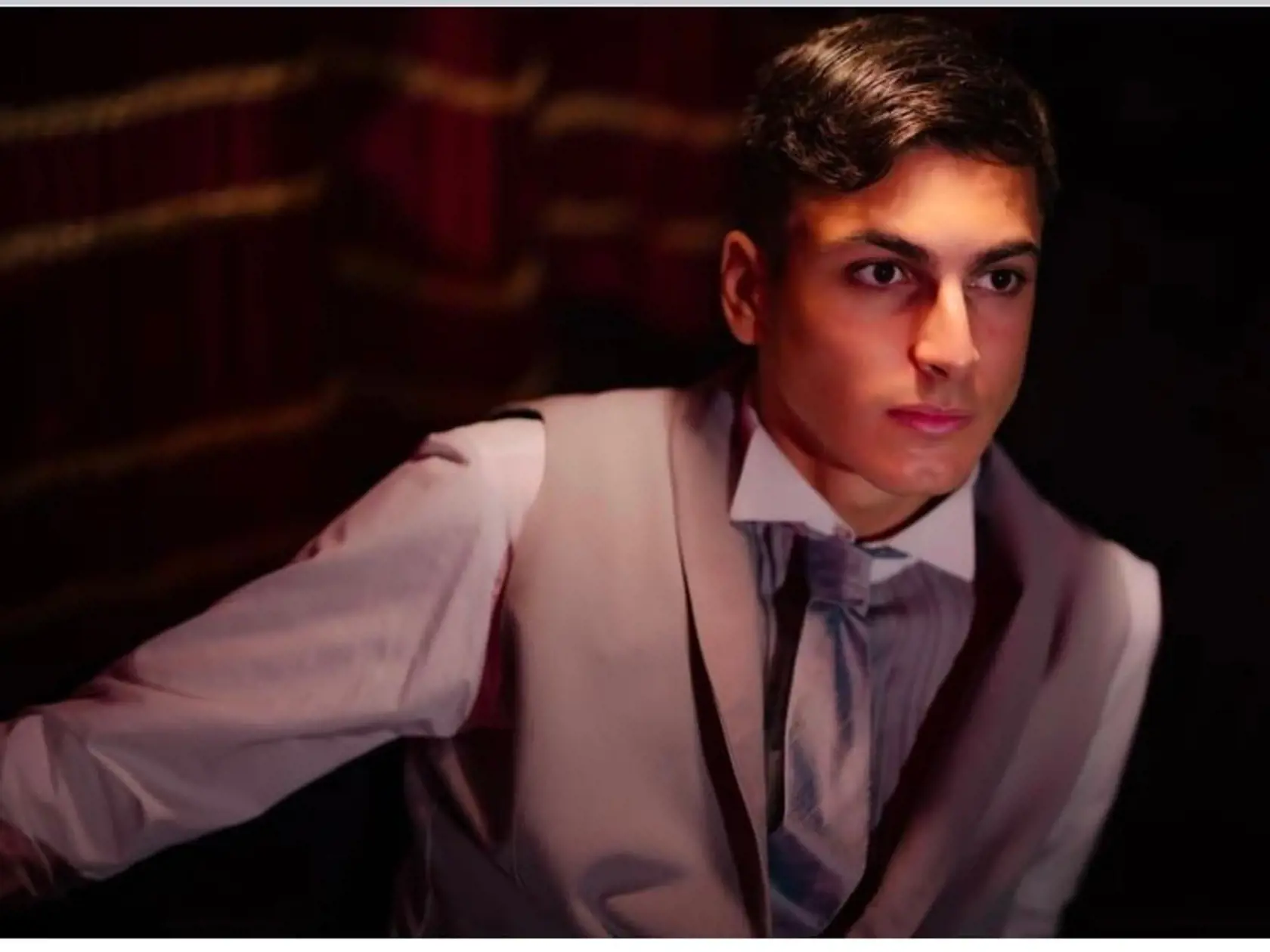 Starší syn Tatarkovej André (18) študuje na konzervatóriu a už si strihol nejaké úlohy vo filmoch i divadle.